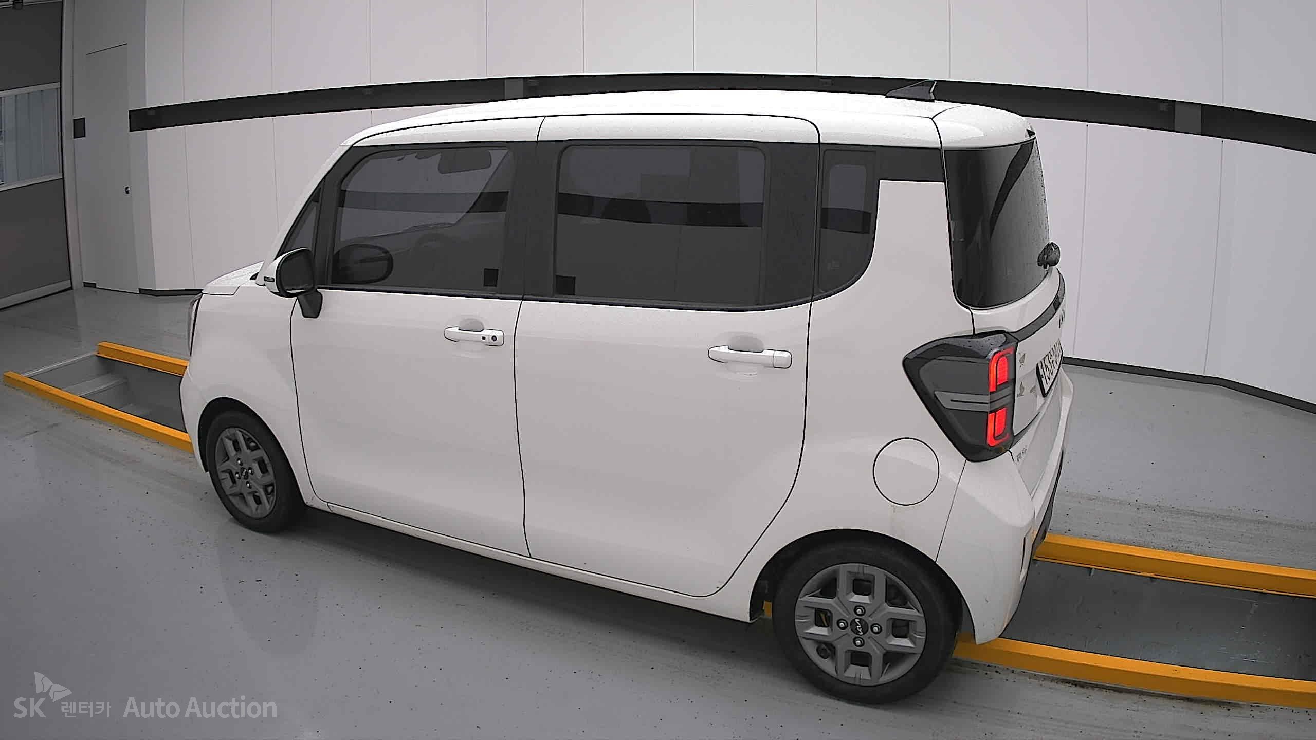 2023 - kia ray