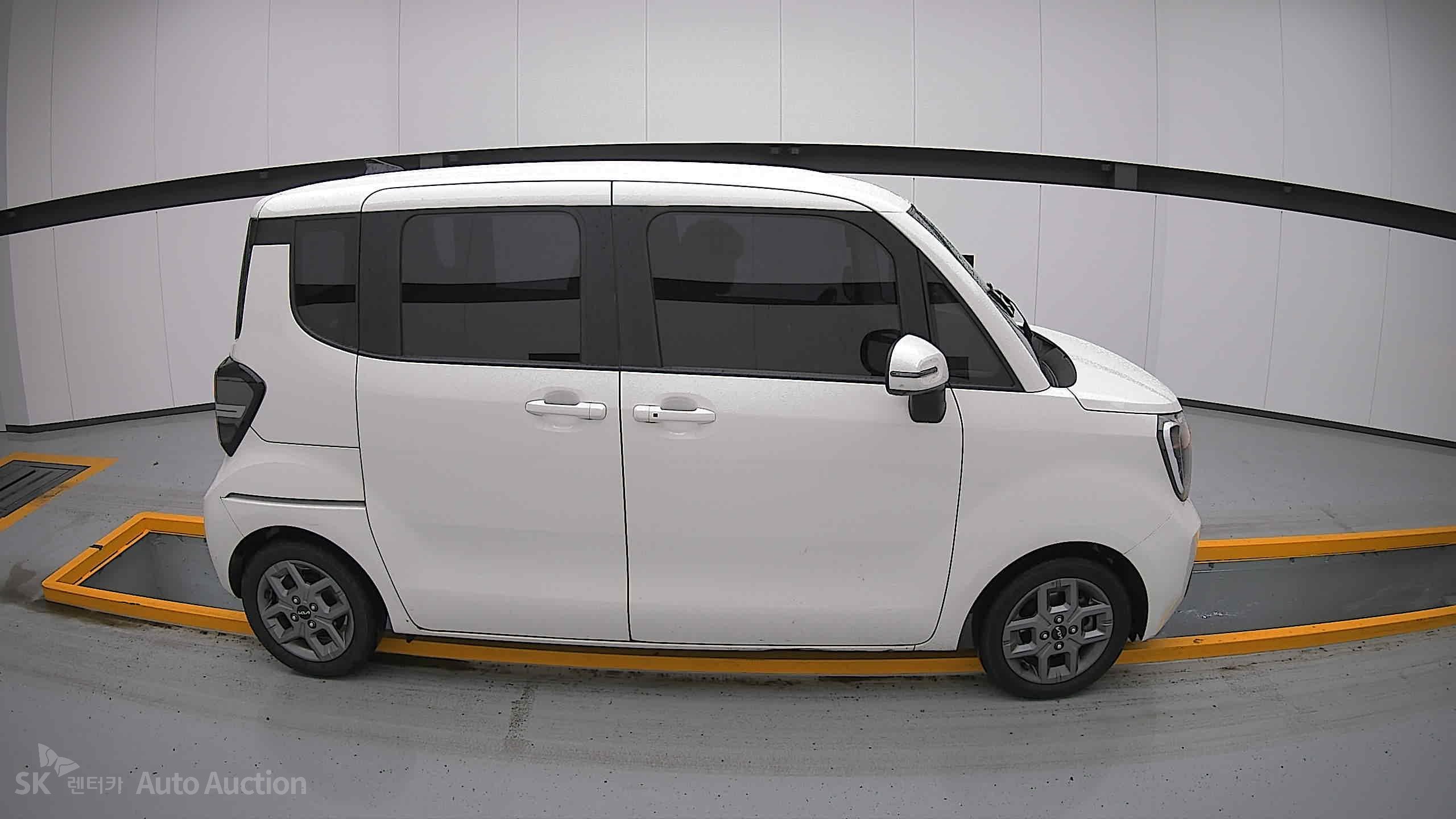 2023 - kia ray