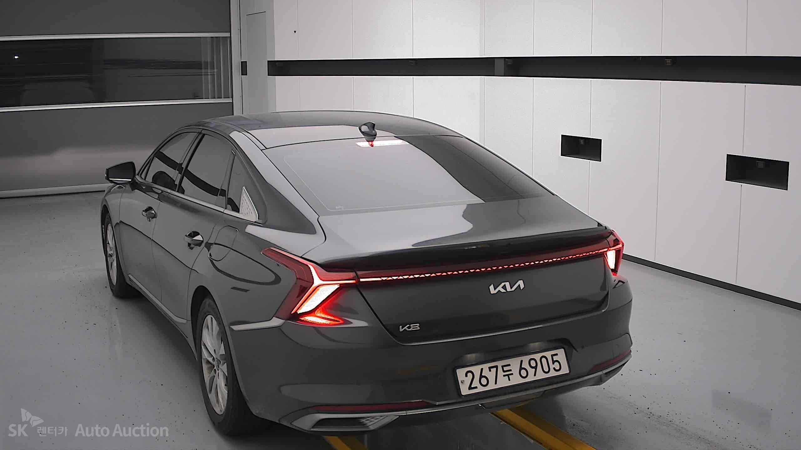 2023 - kia k8