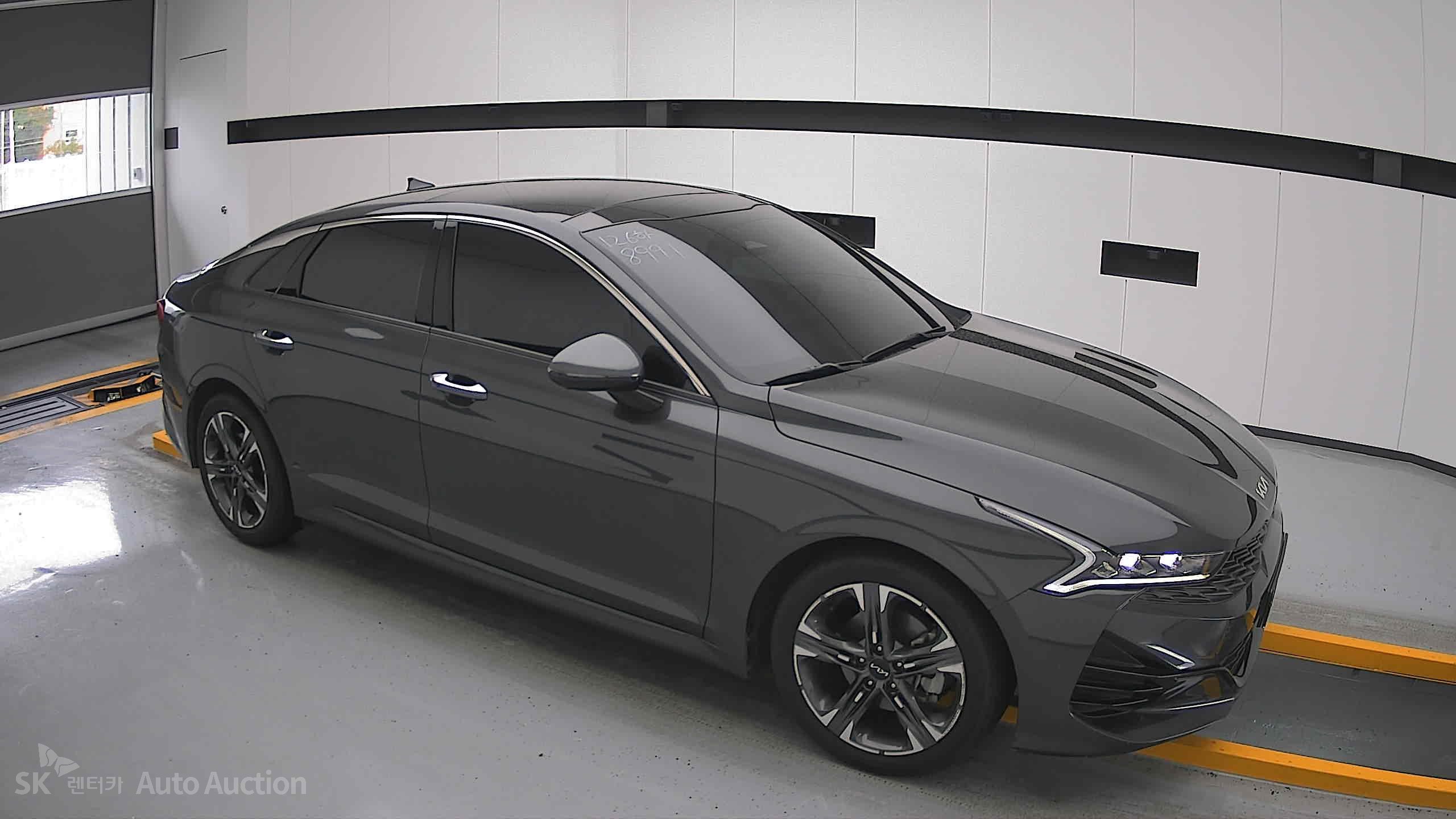 2022 - kia k5