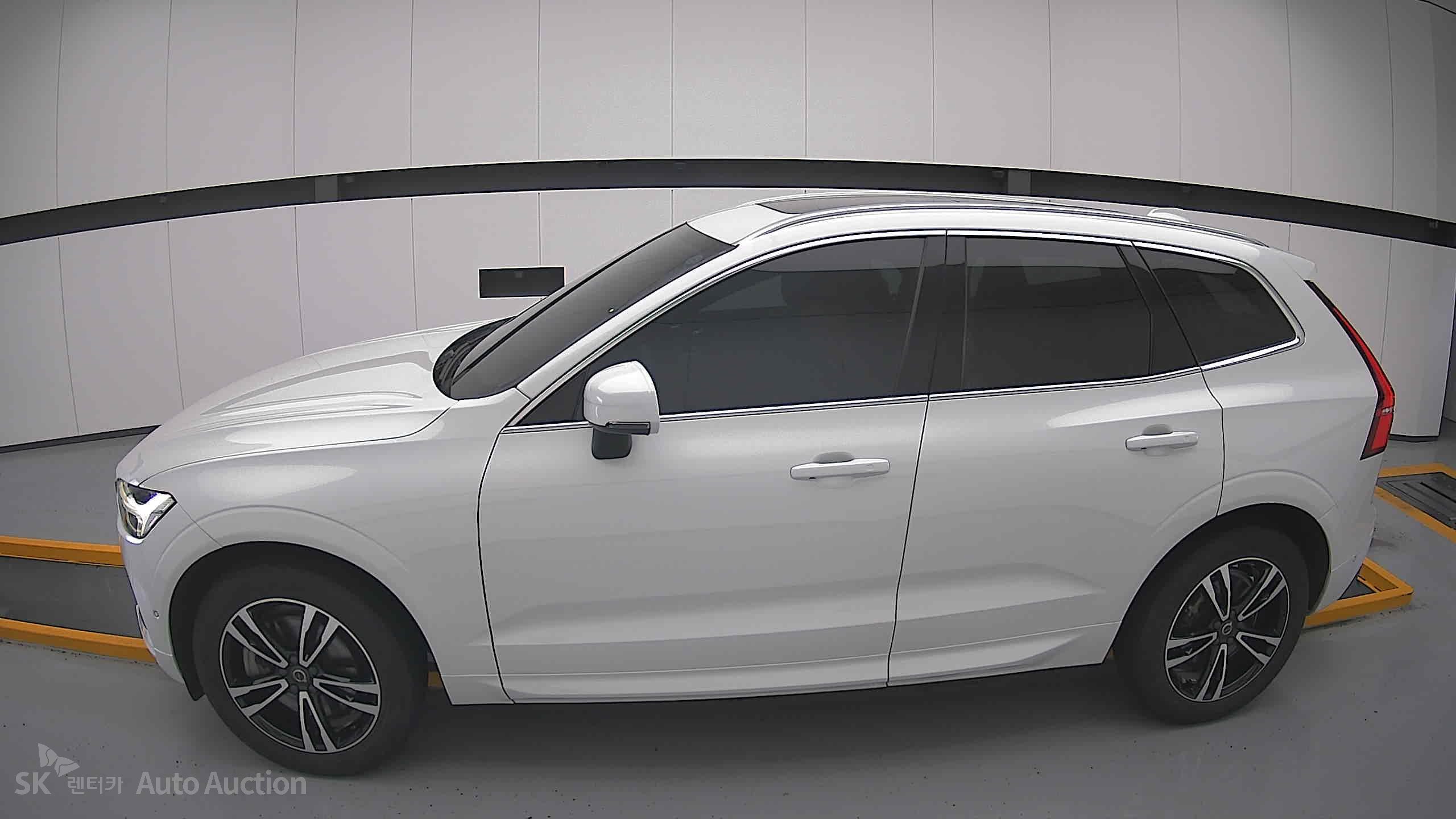 2019 - volvo xc60