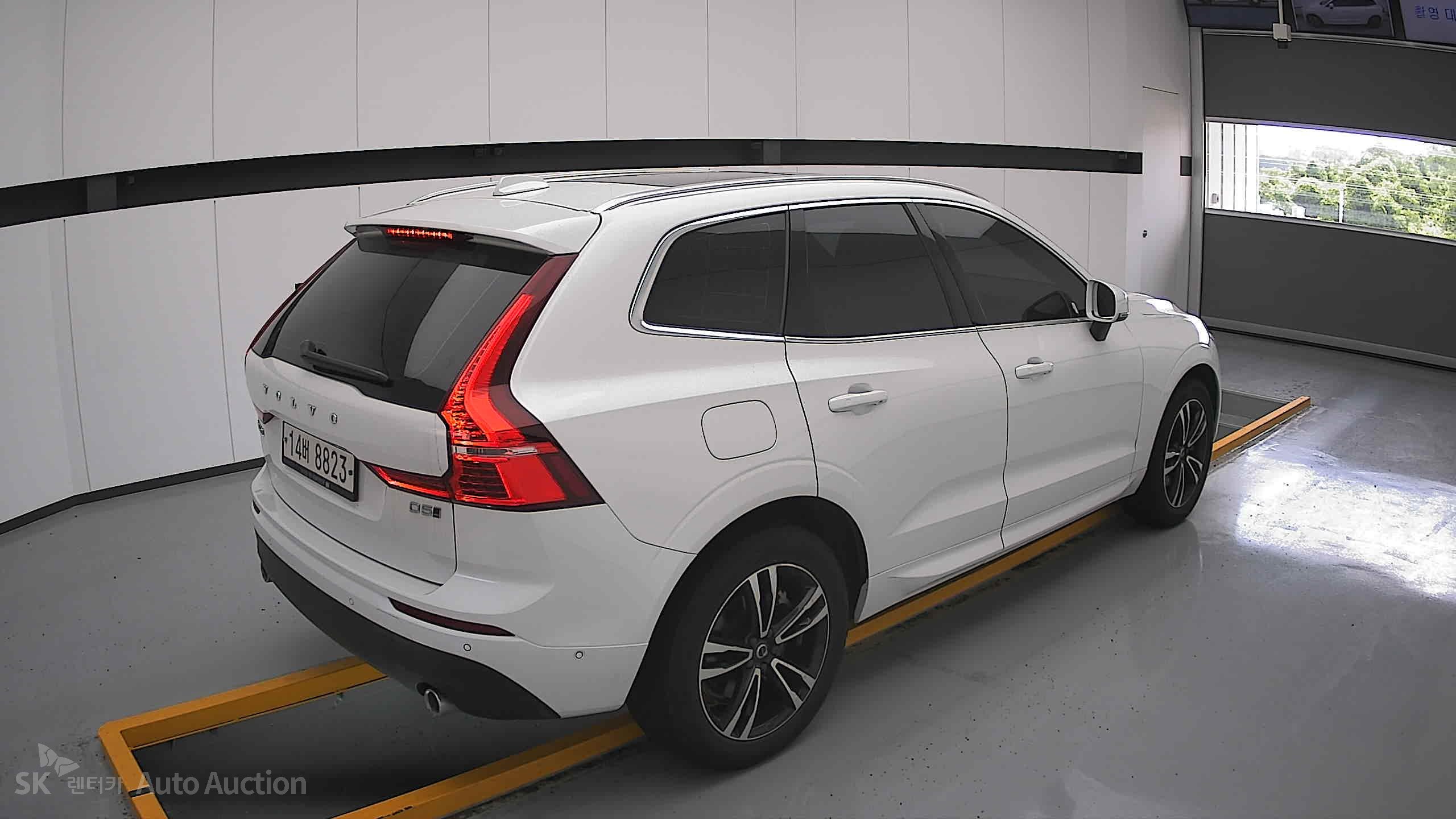 2019 - volvo xc60