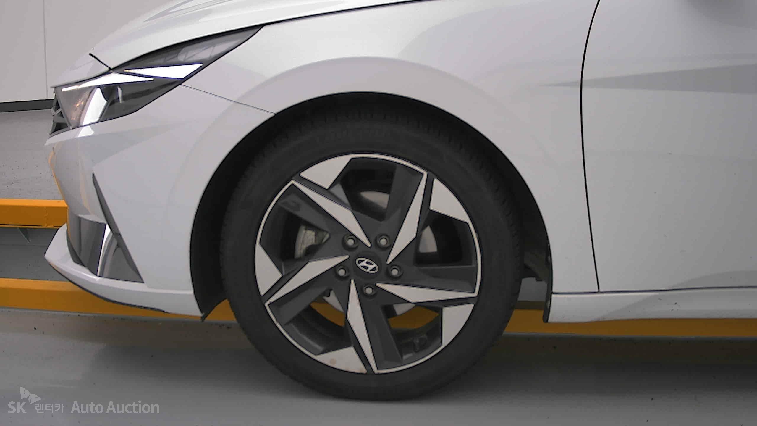 2023 - hyundai avante