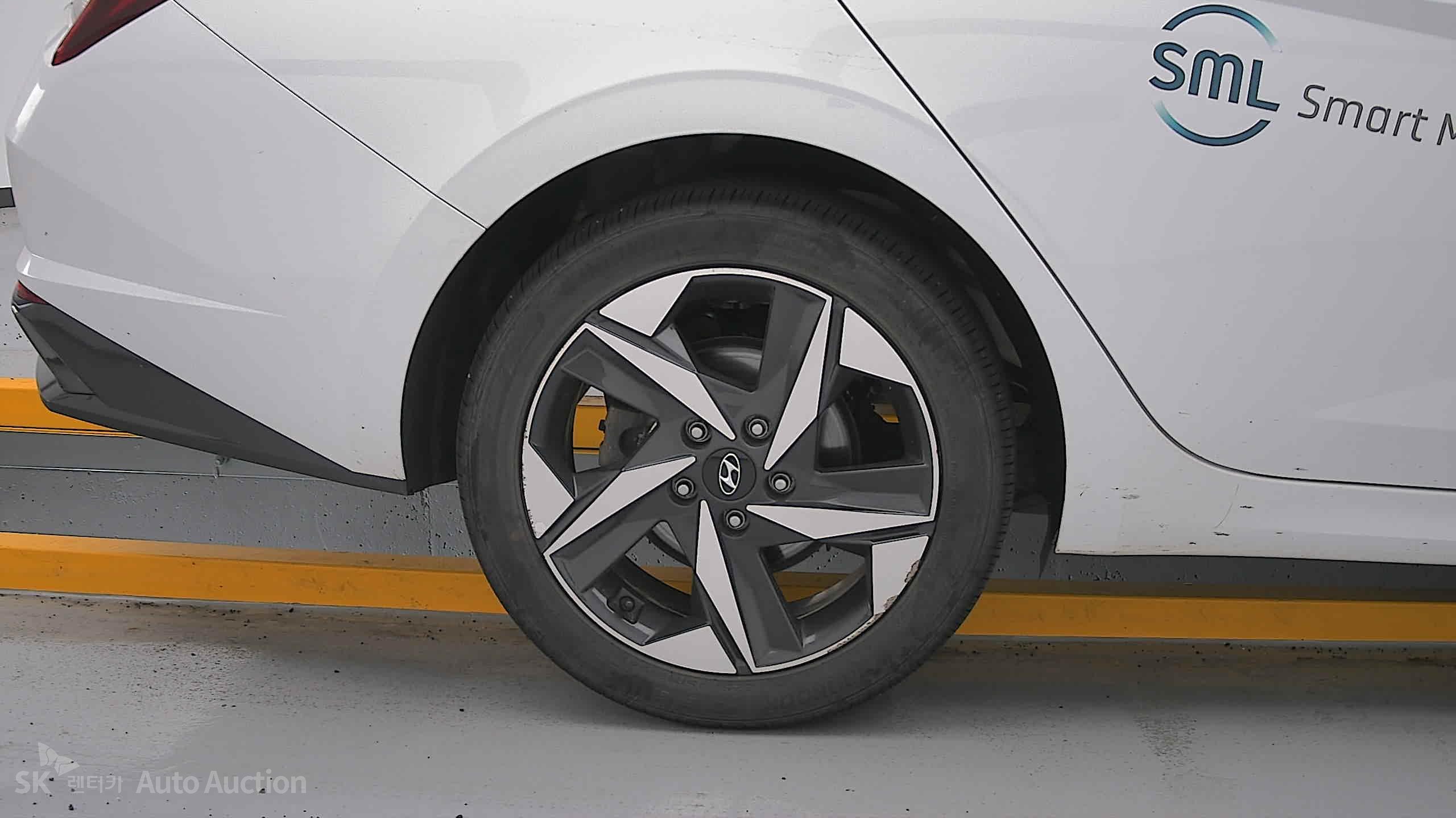 2023 - hyundai avante