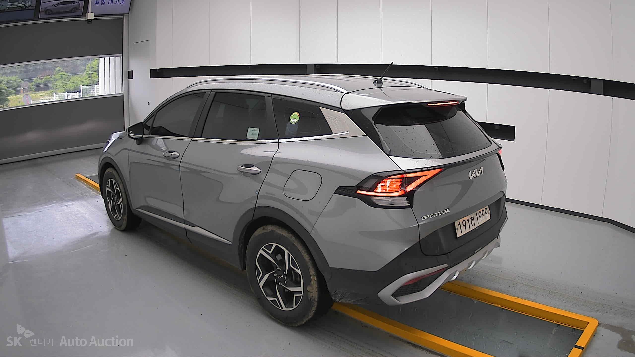 2022 - kia sportage