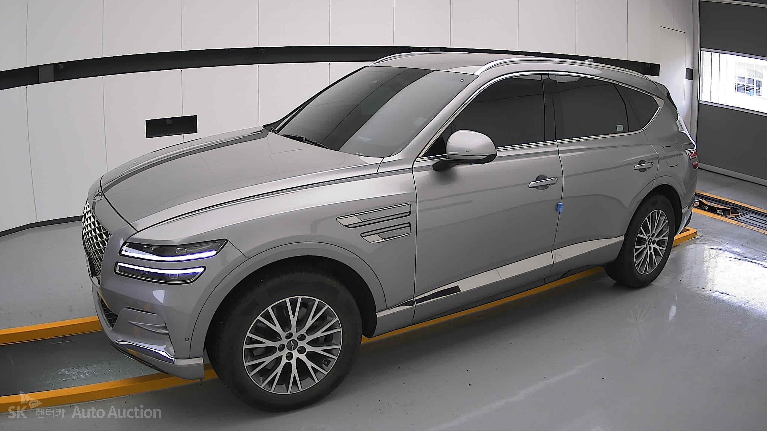 2022 - genesis gv80