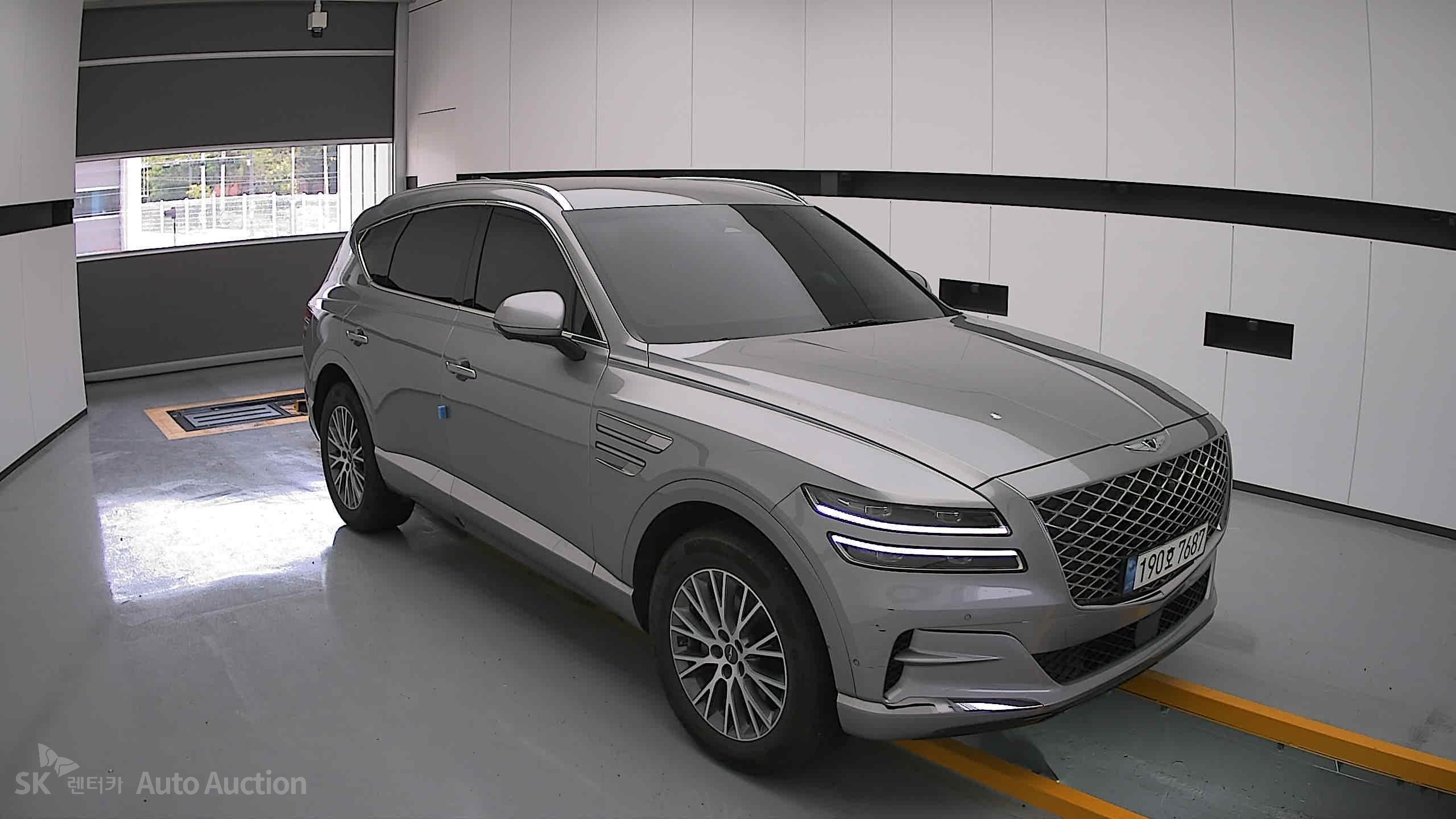 2022 - genesis gv80