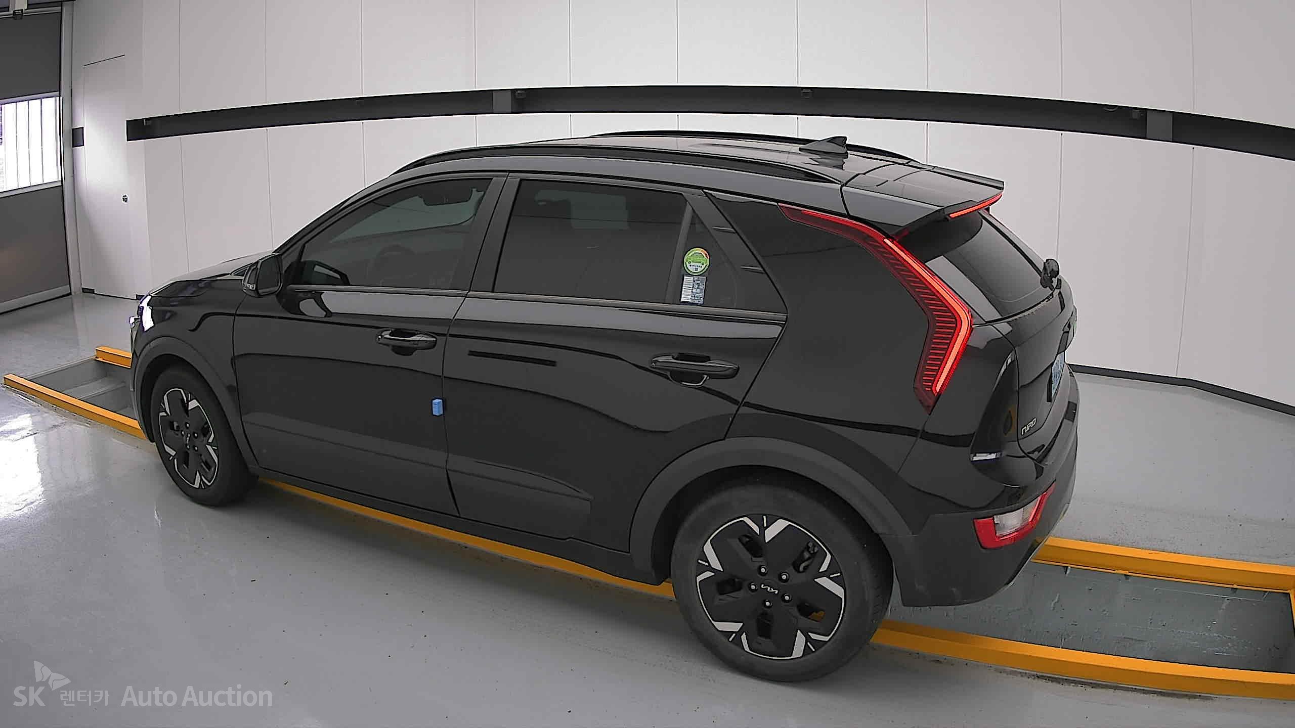 2023 - kia niro ev