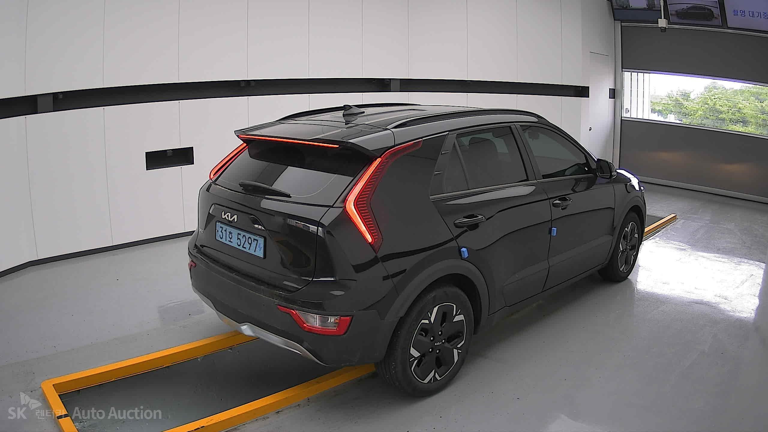 2023 - kia niro ev