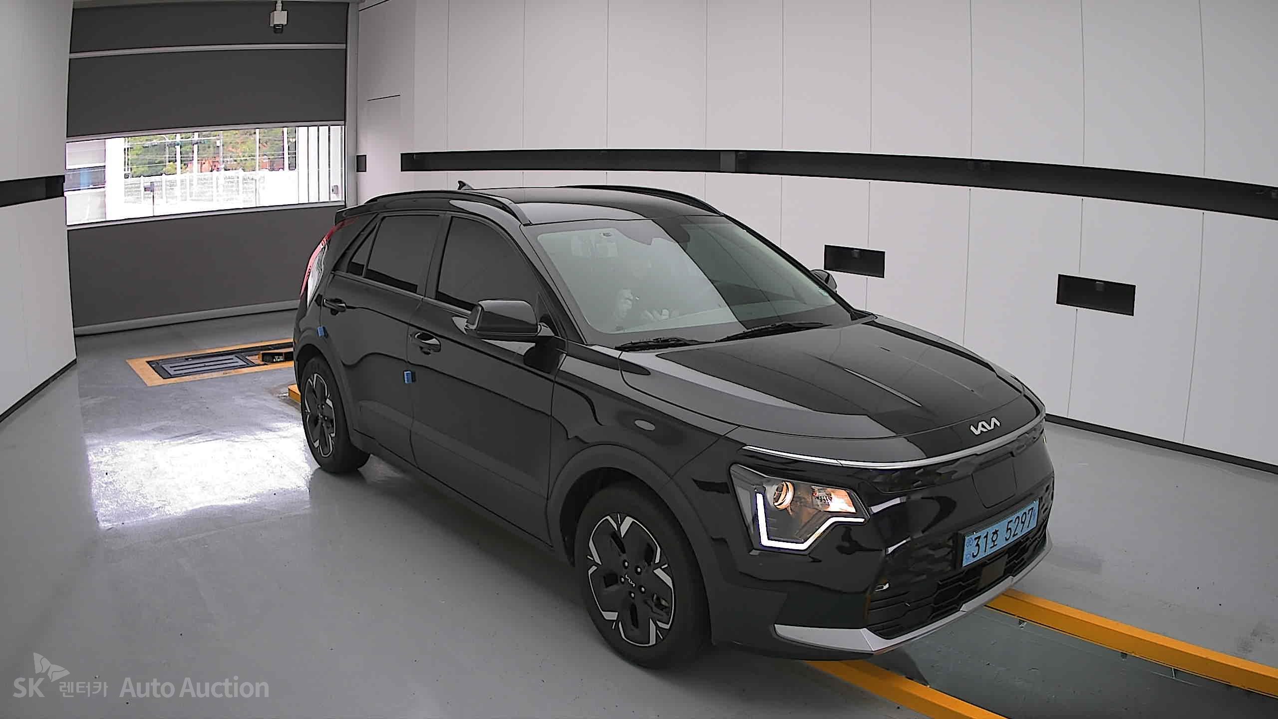 2023 - kia niro ev