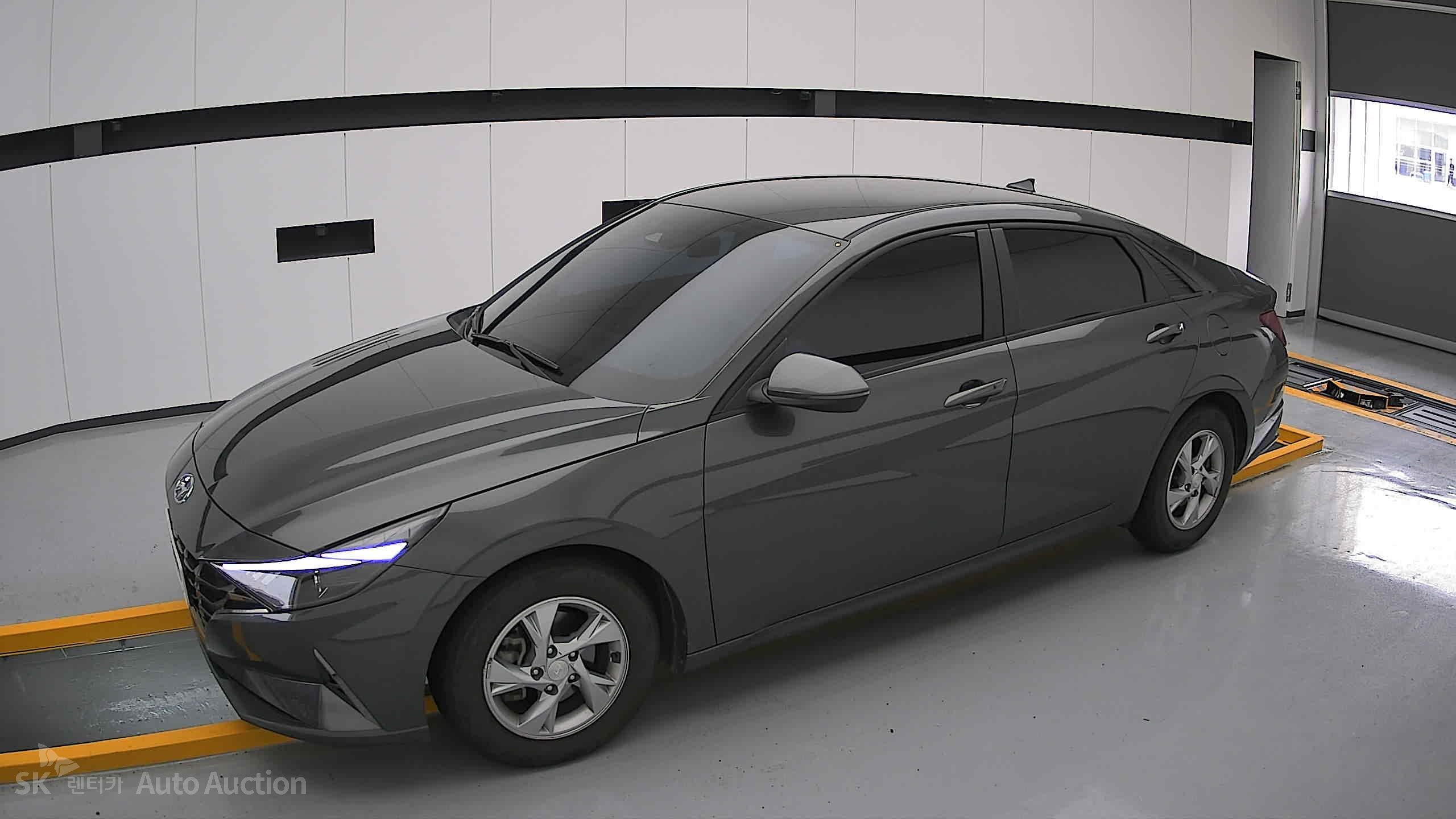 2021 - hyundai avante