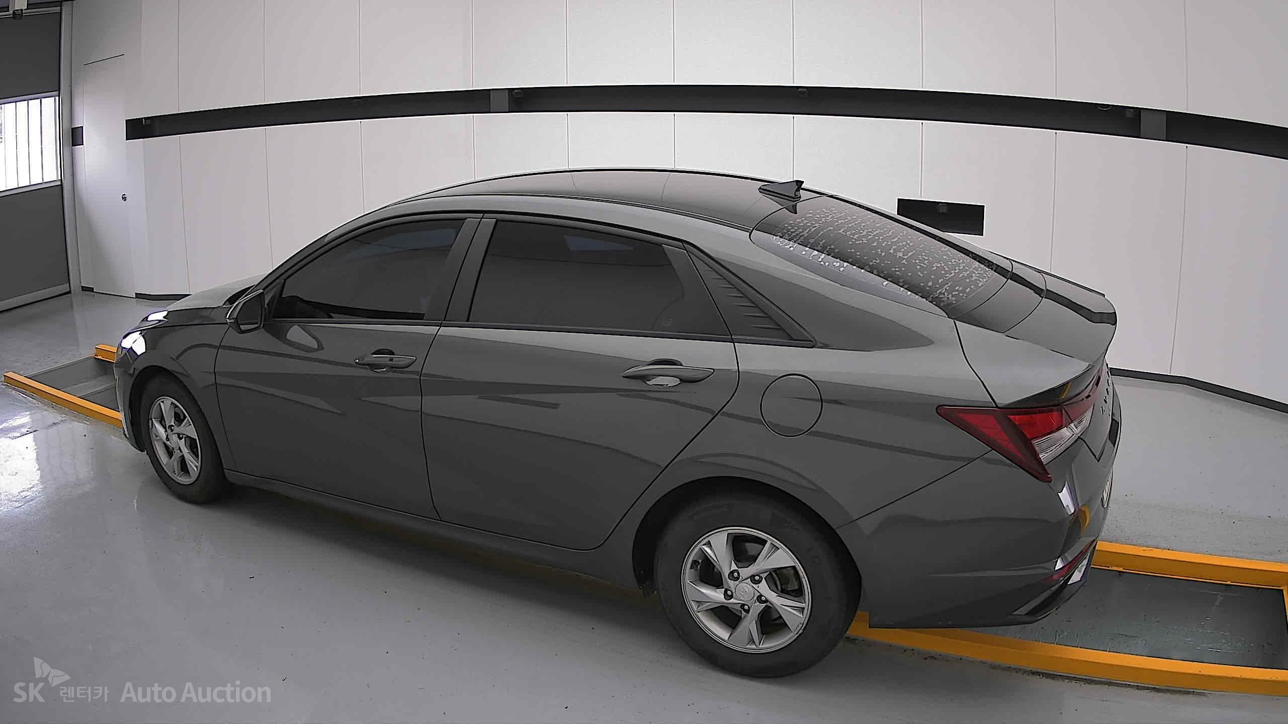 2021 - hyundai avante