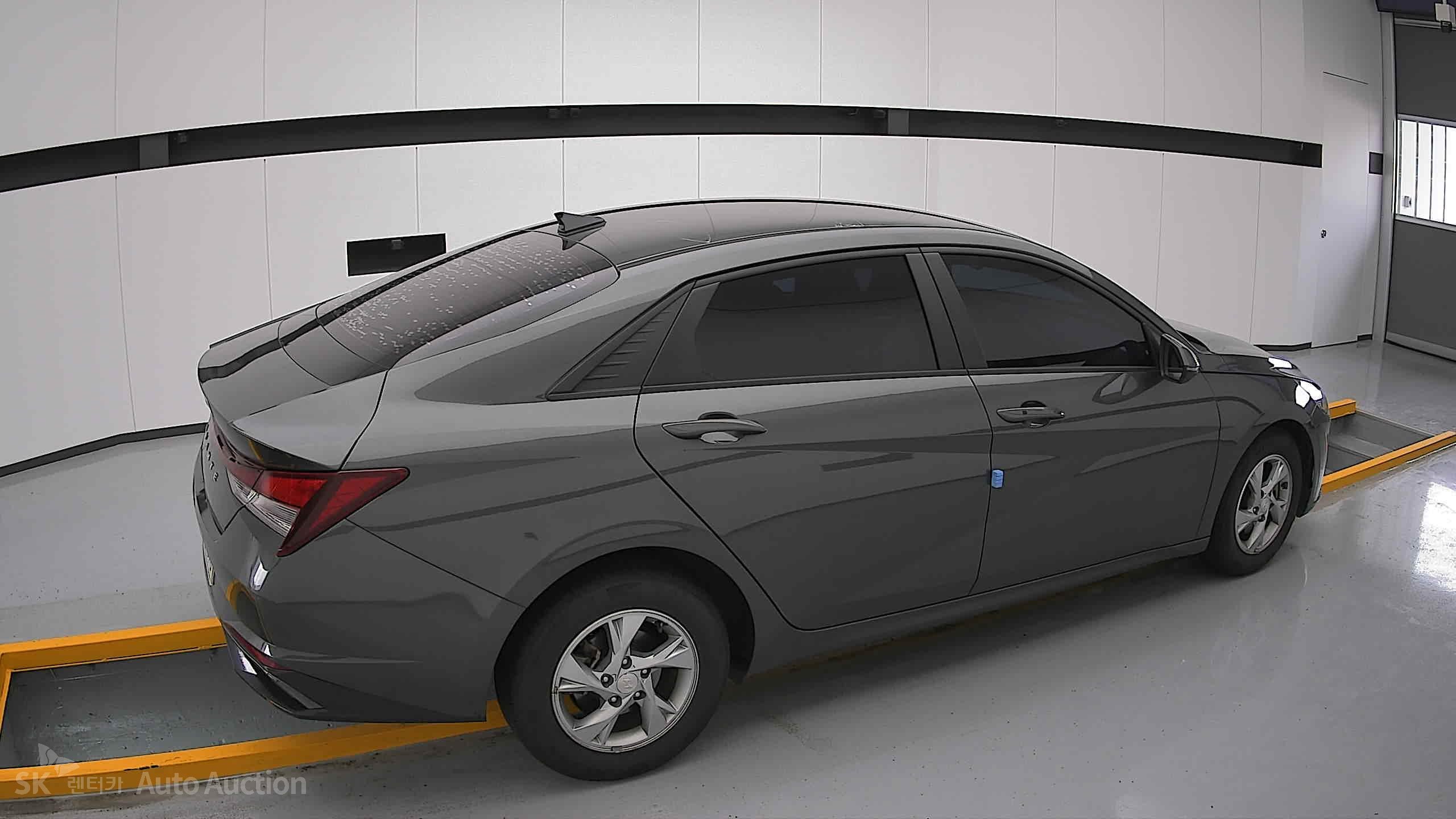 2021 - hyundai avante