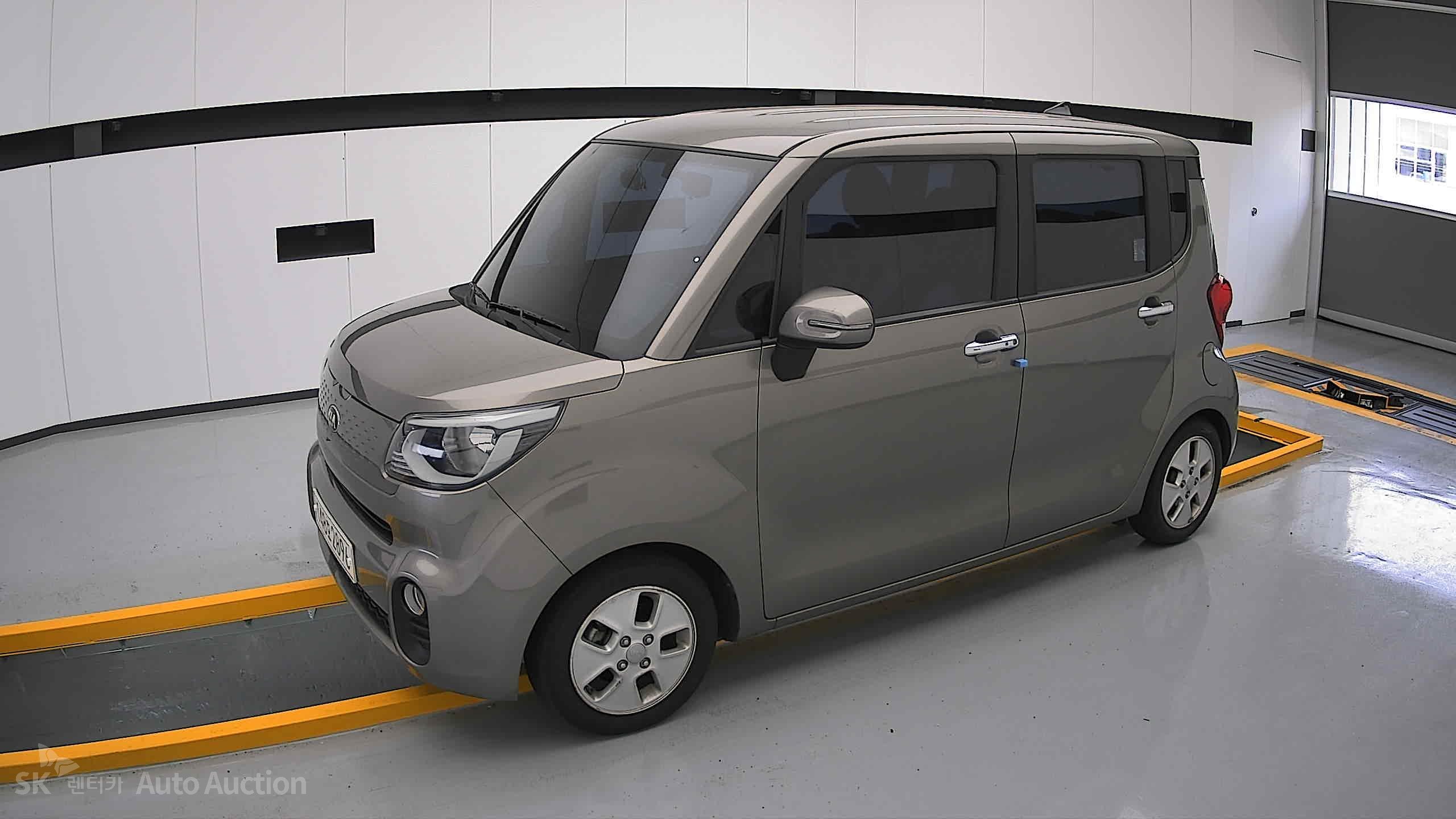 2021 - kia ray