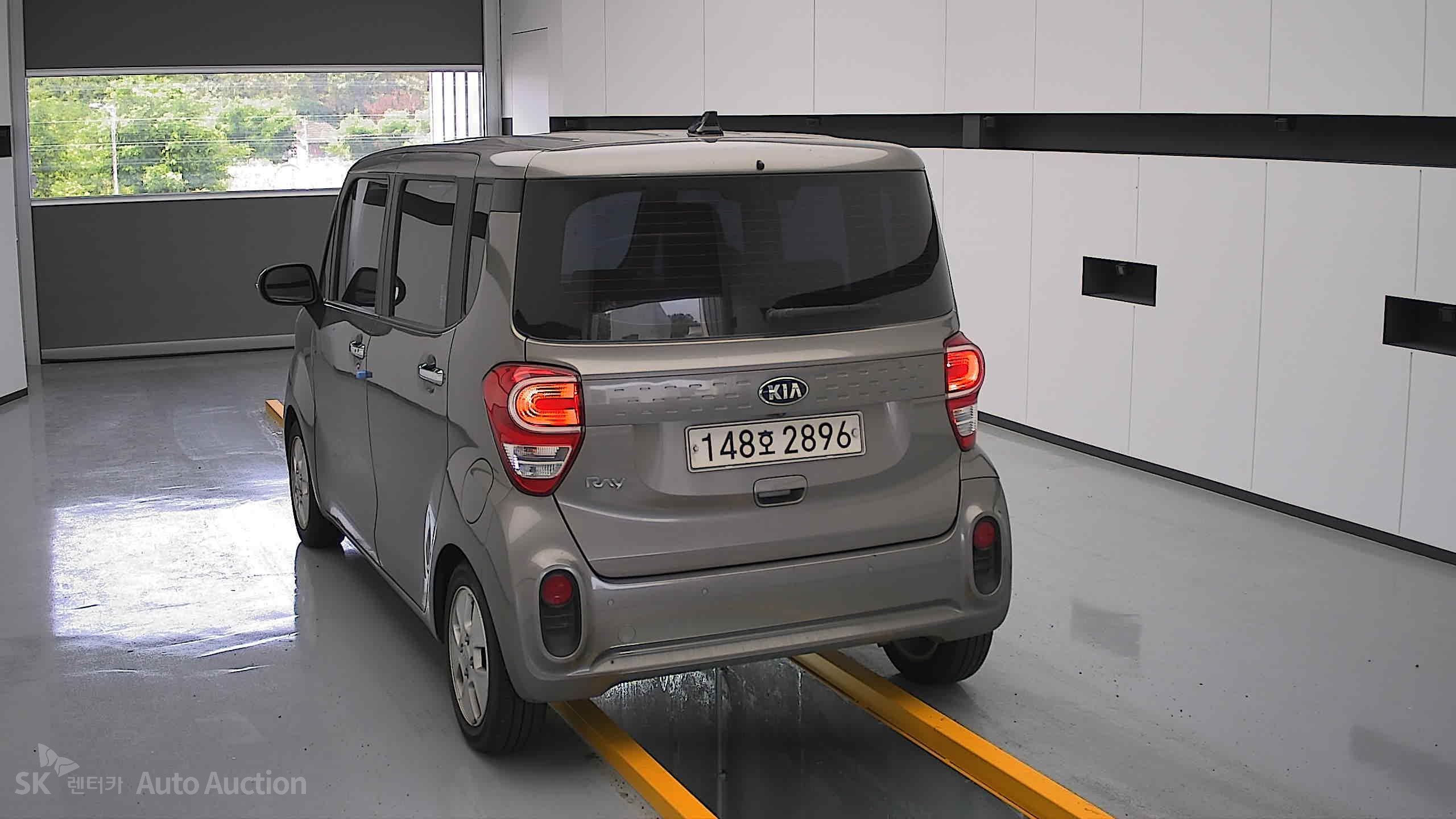 2021 - kia ray