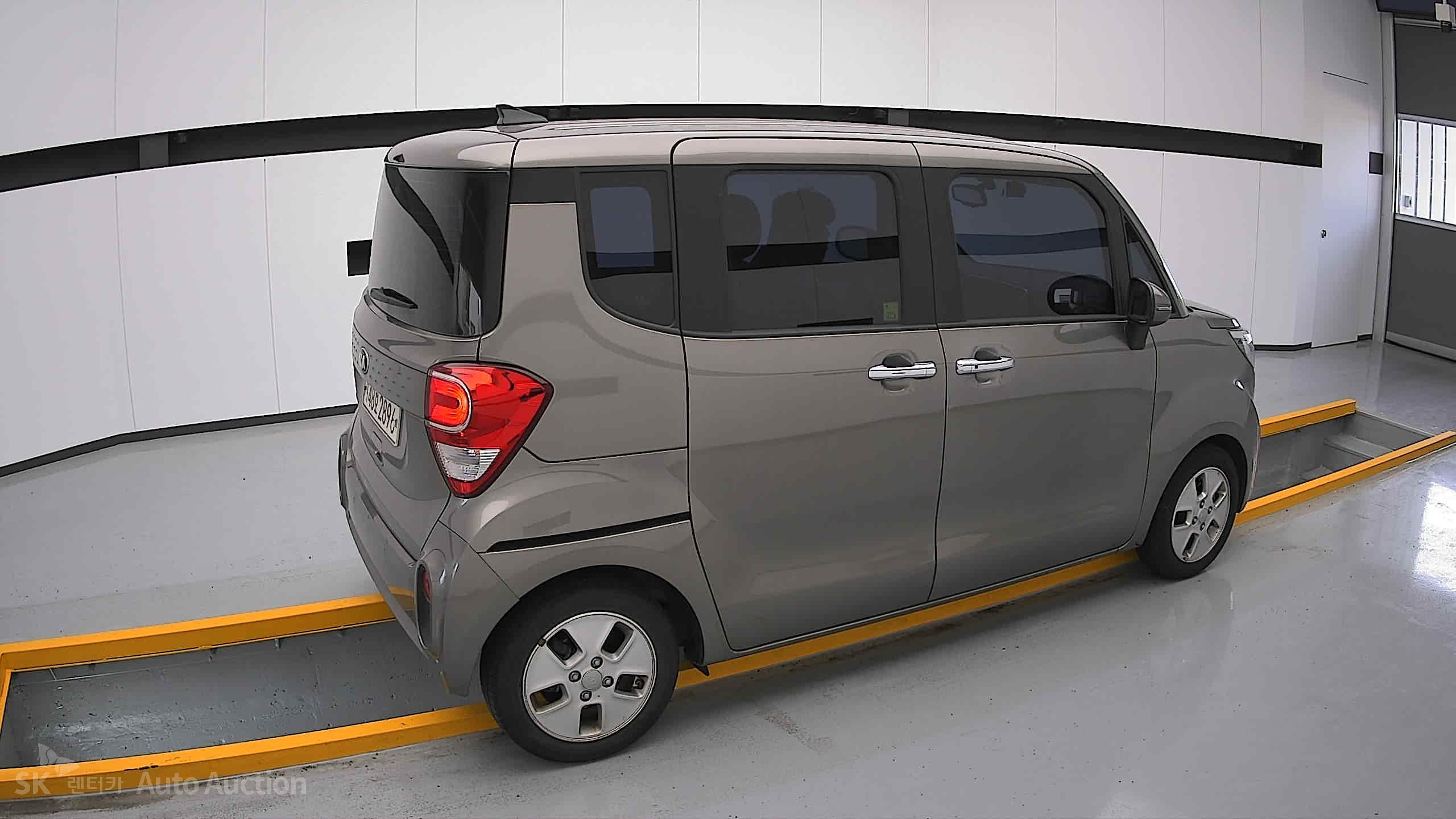 2021 - kia ray