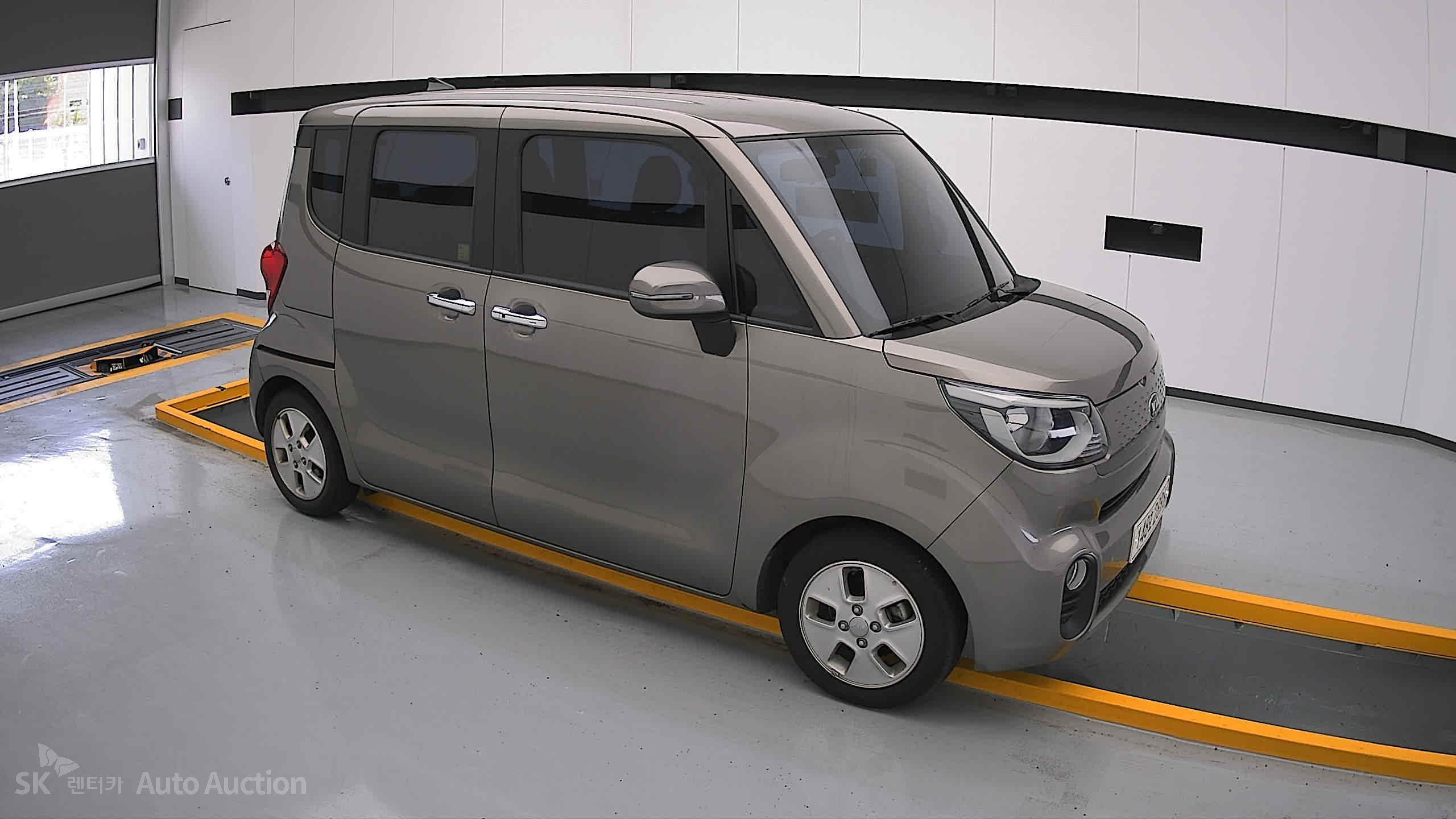 2021 - kia ray
