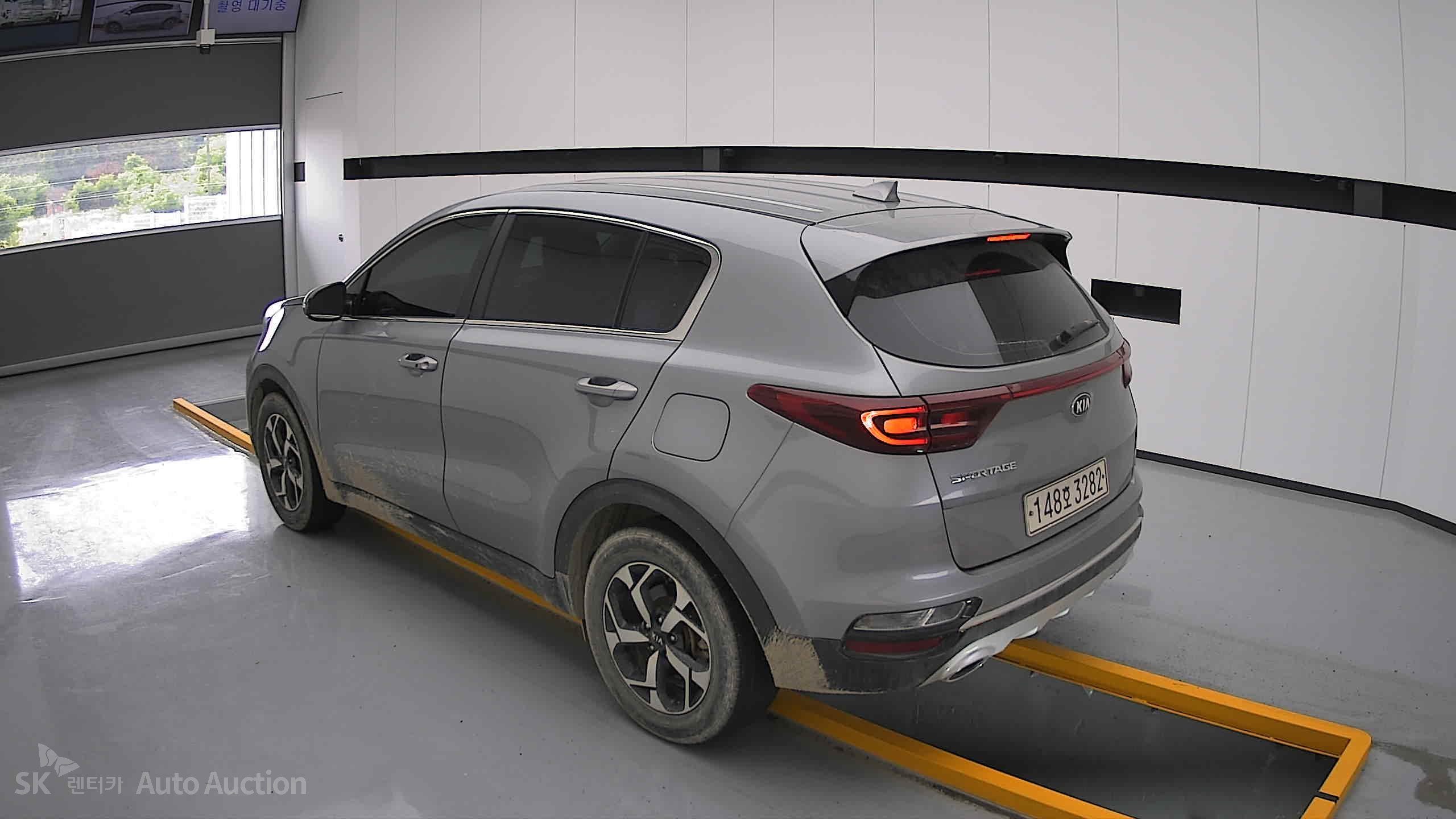 2022 - kia sportage