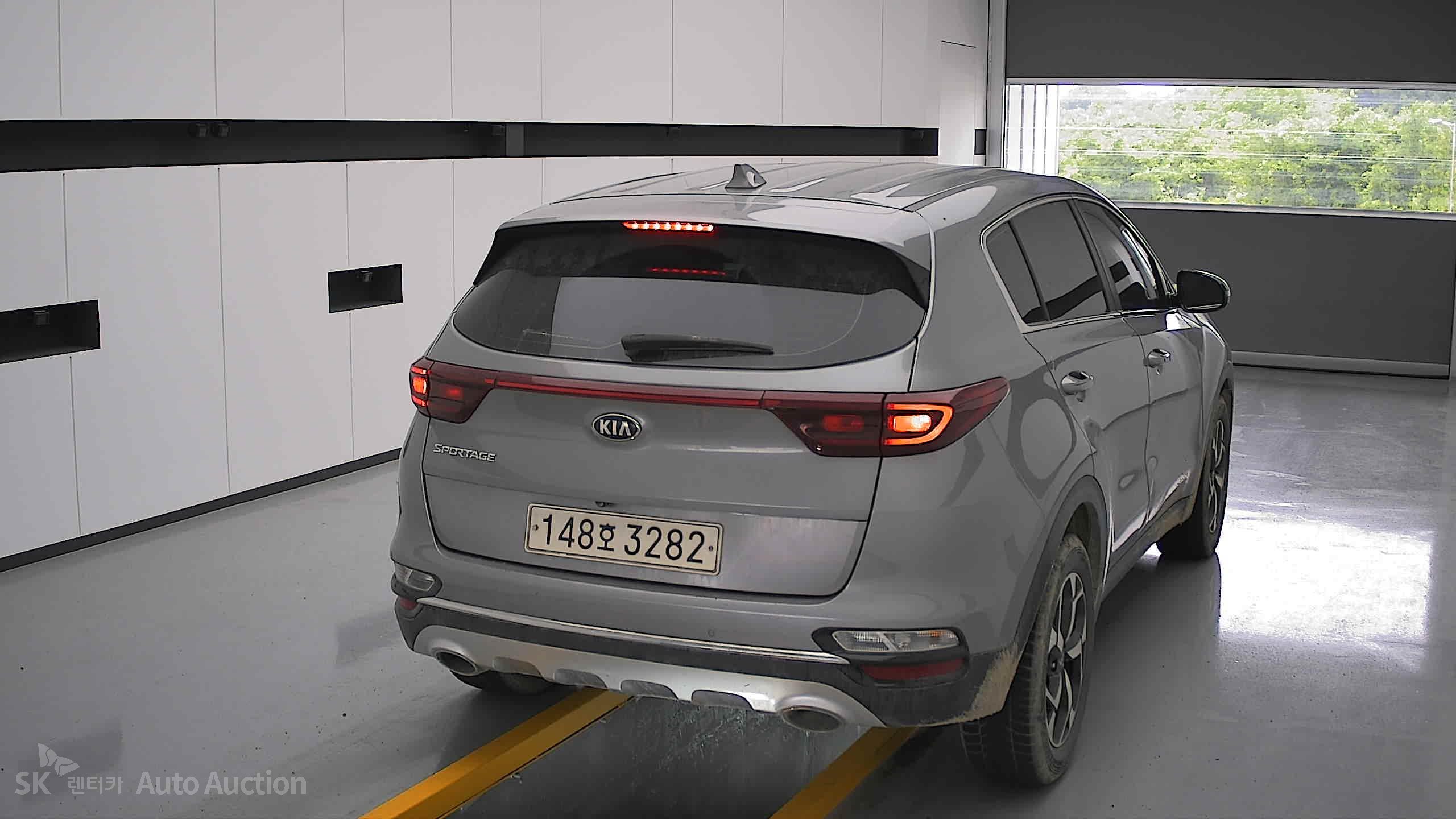 2022 - kia sportage