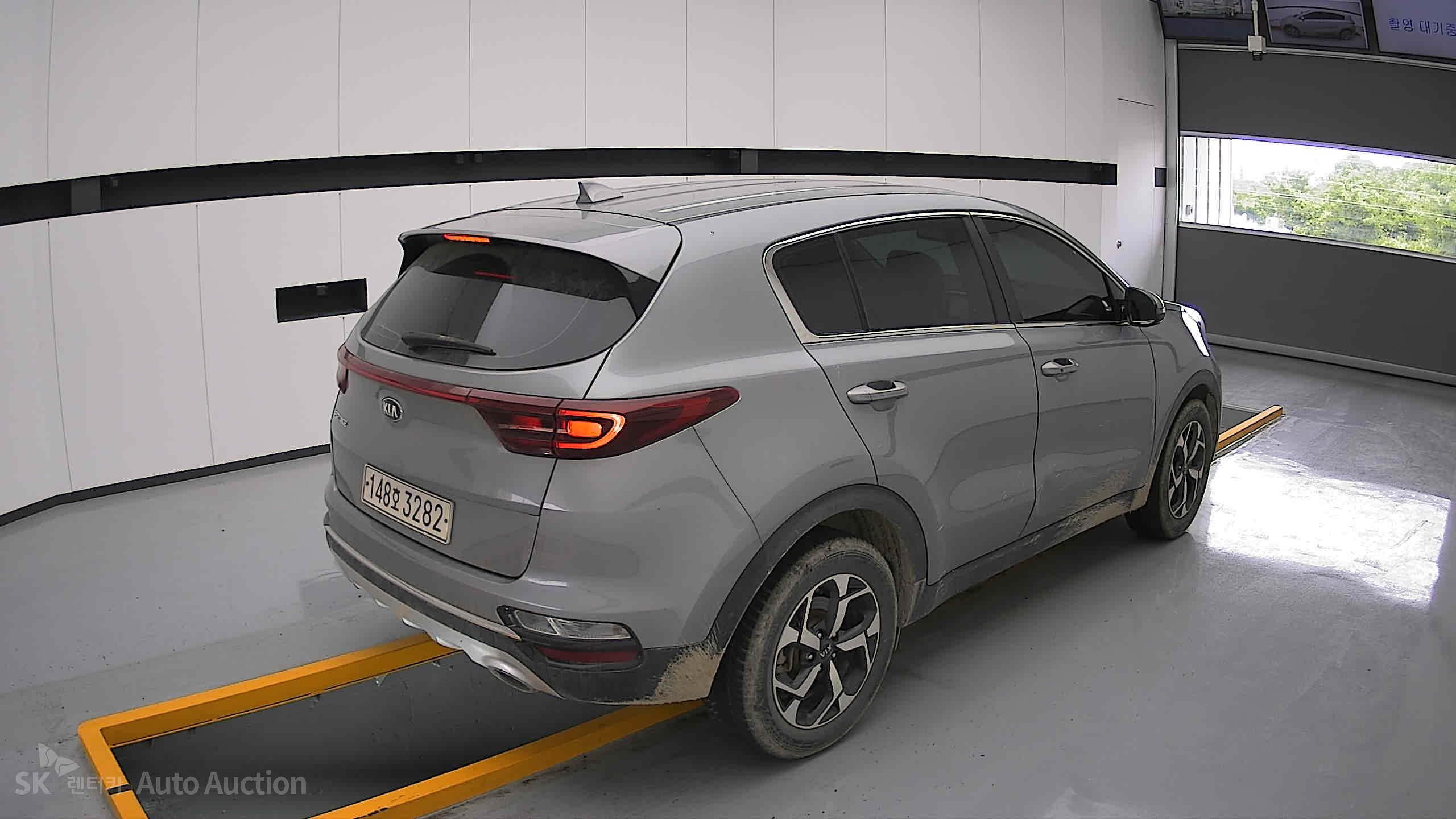 2022 - kia sportage