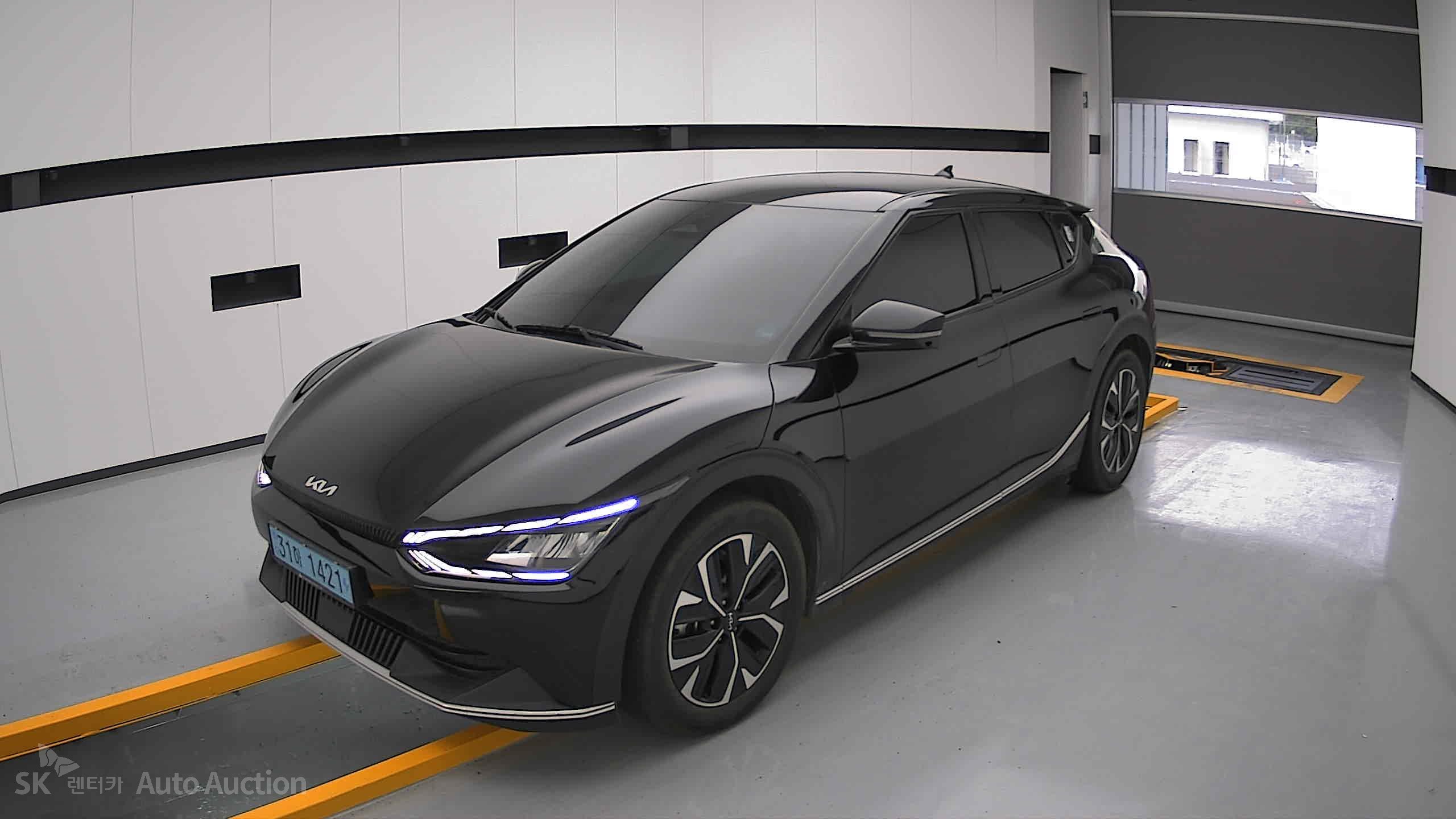 2022 - kia ev6