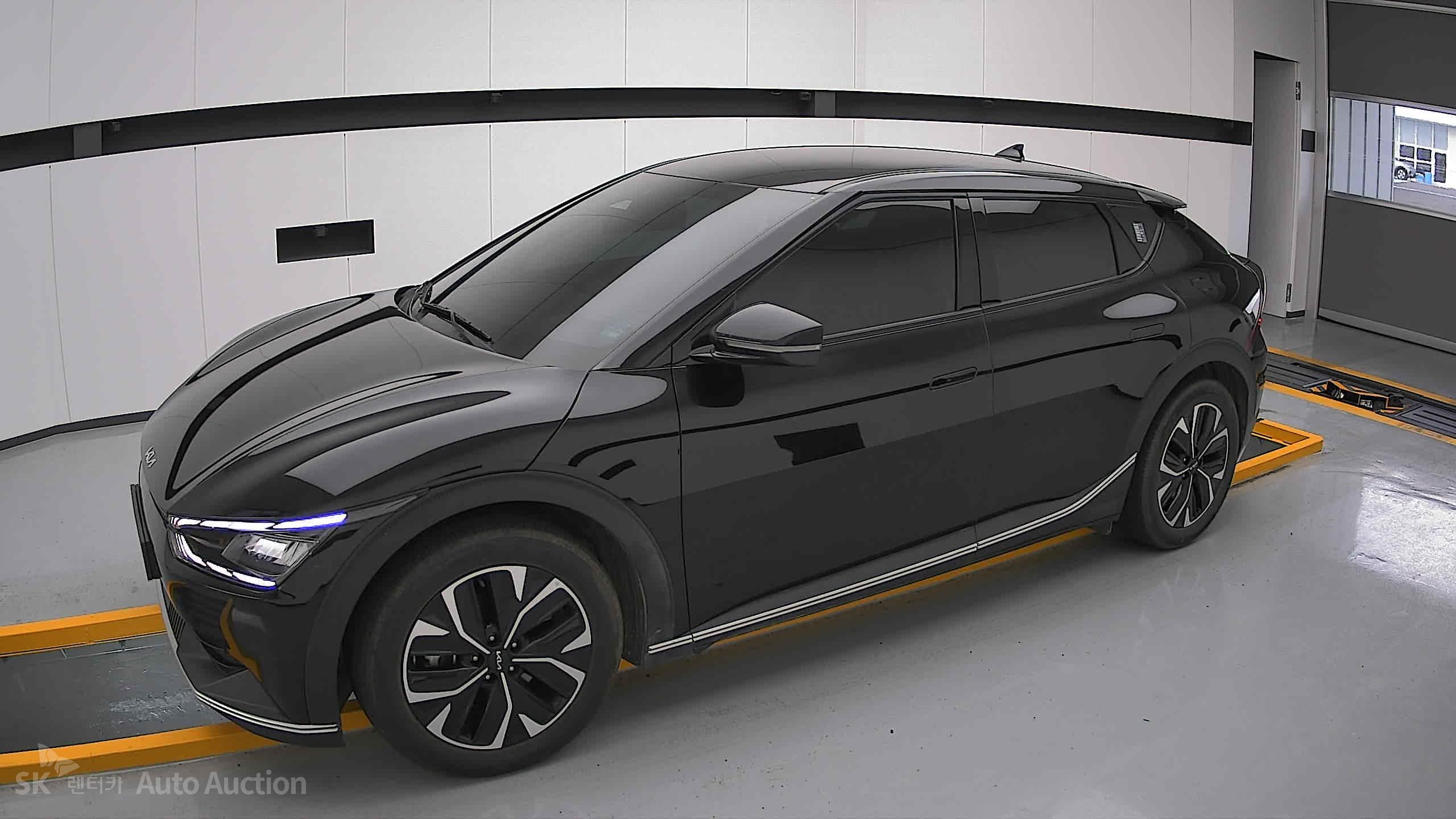 2022 - kia ev6