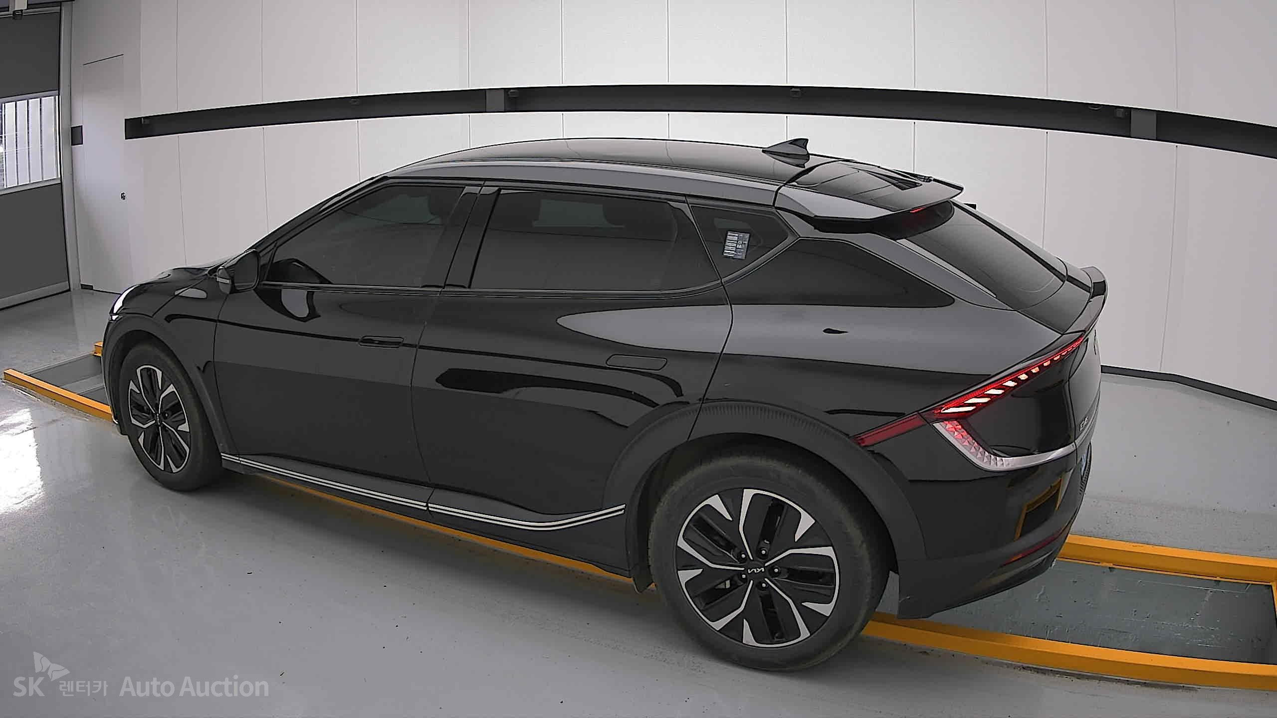 2022 - kia ev6