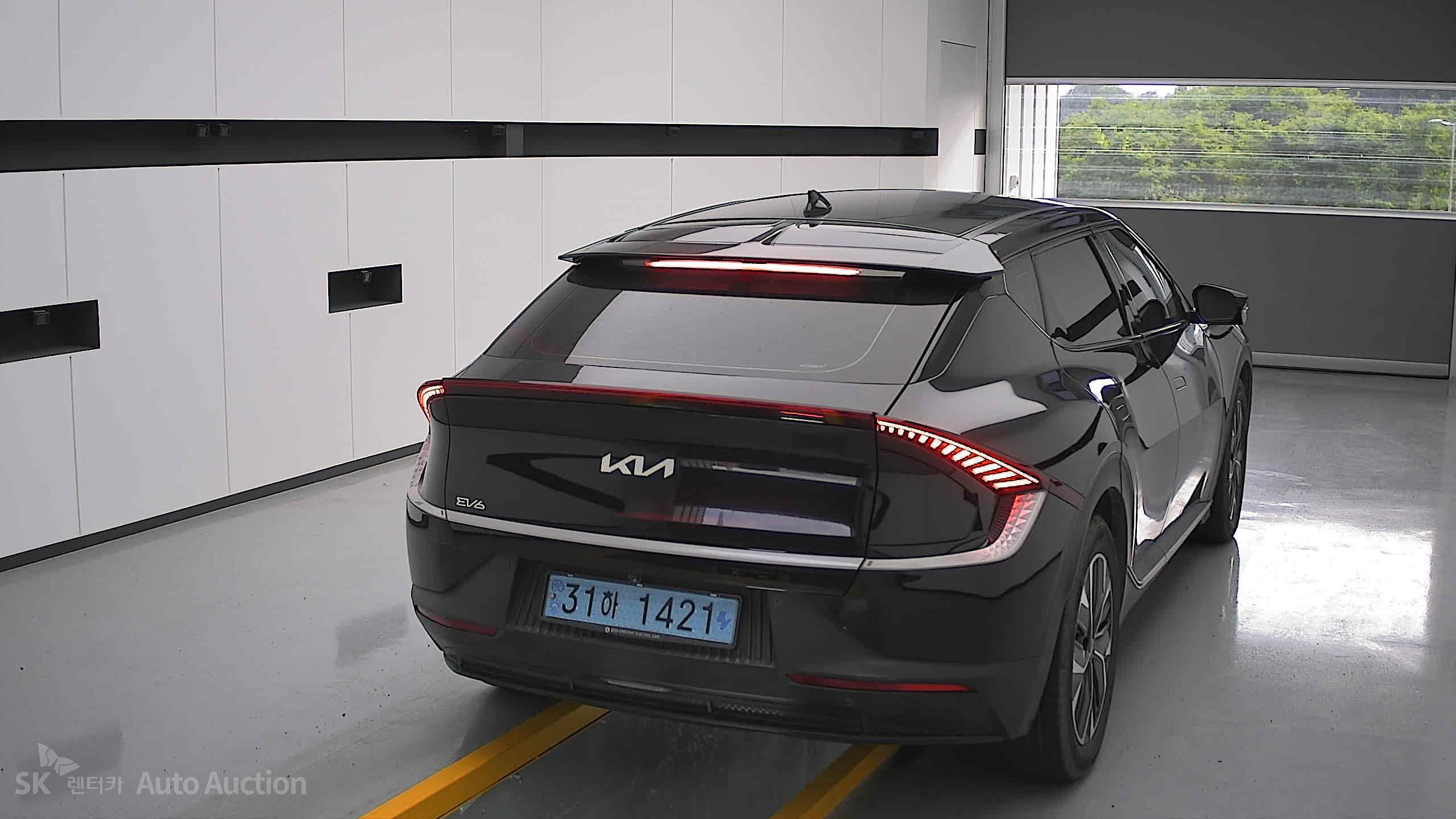 2022 - kia ev6