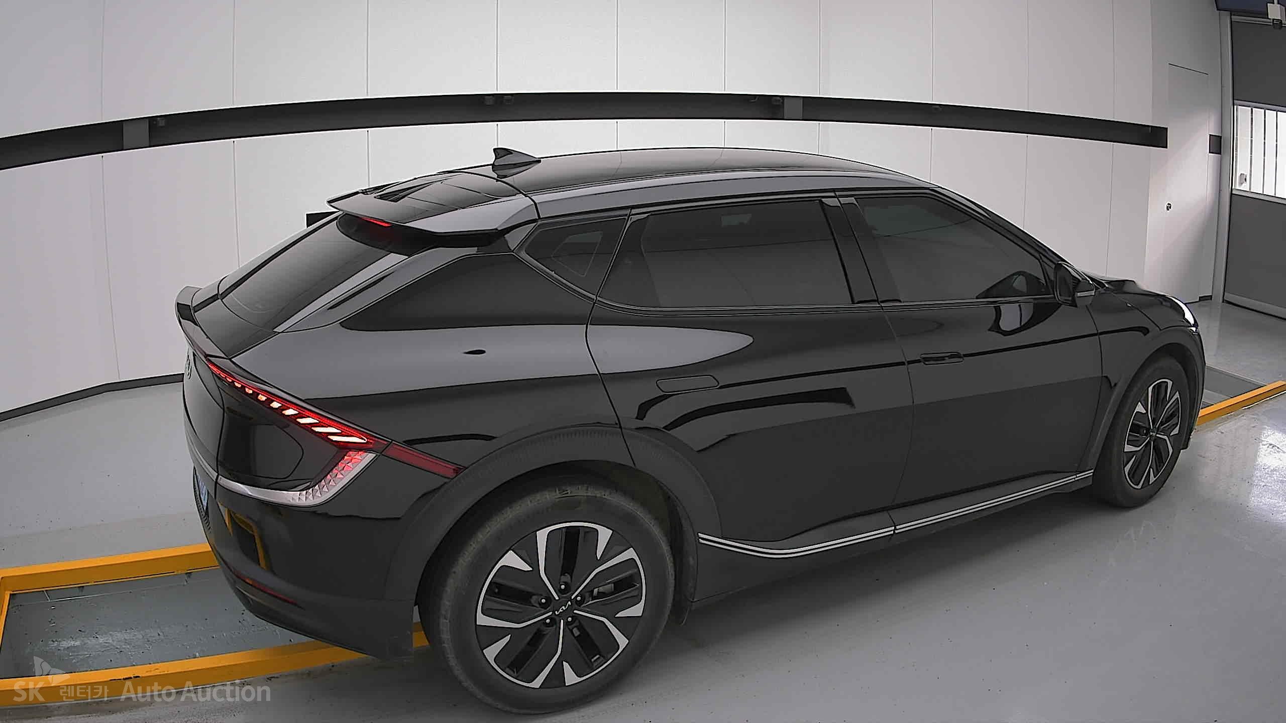2022 - kia ev6