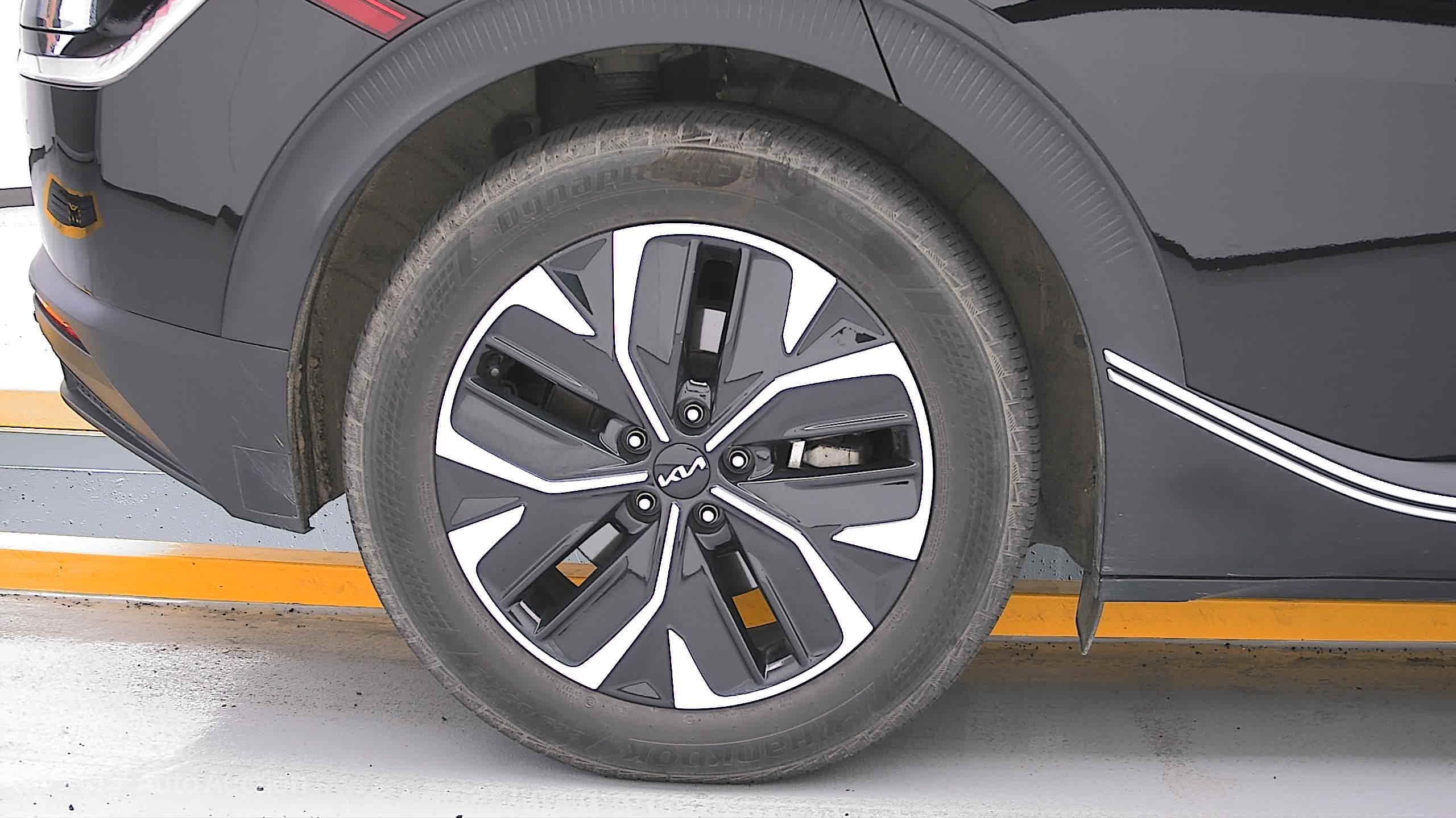 2022 - kia ev6