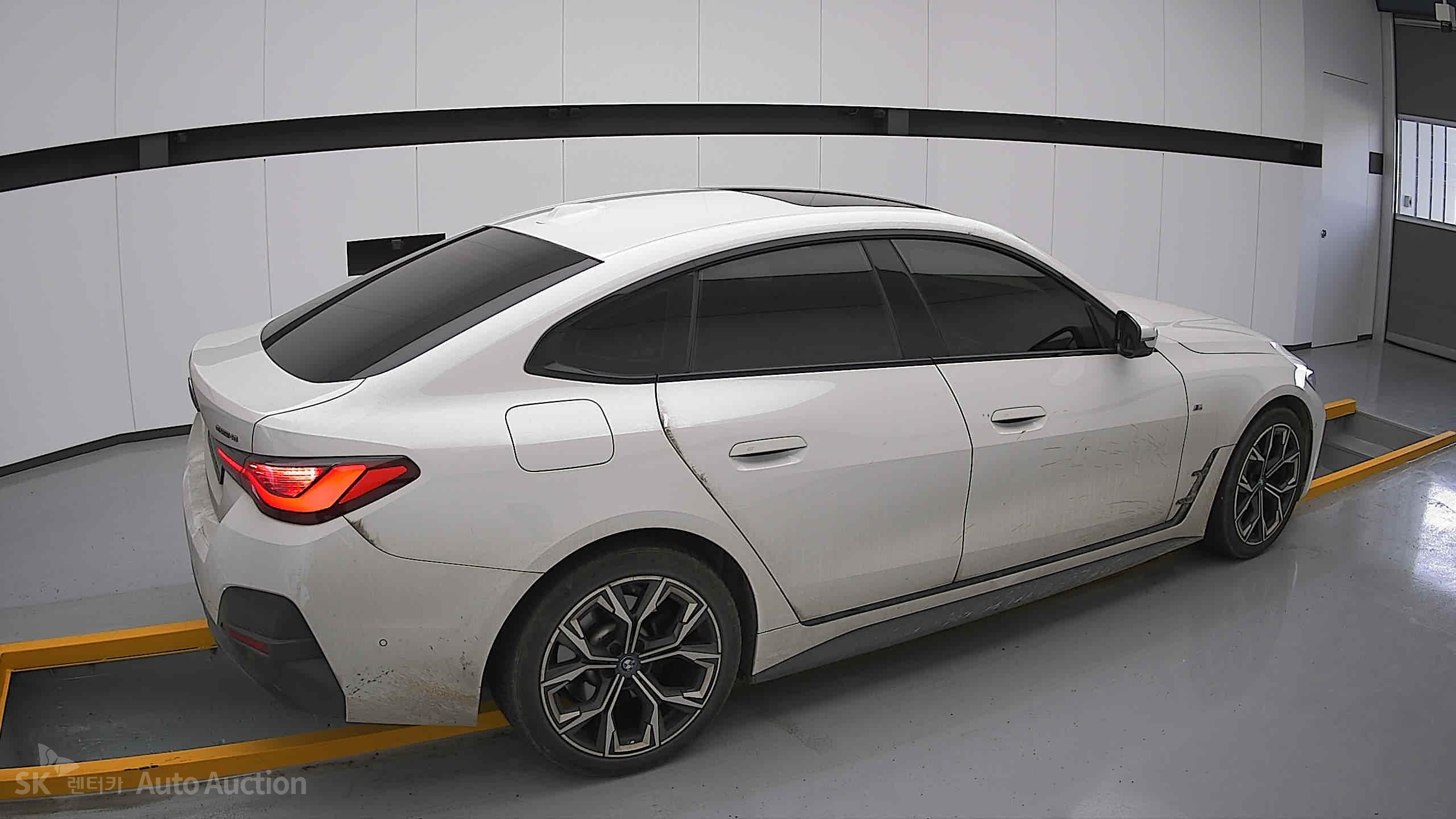 2022 - bmw i4 edrive40