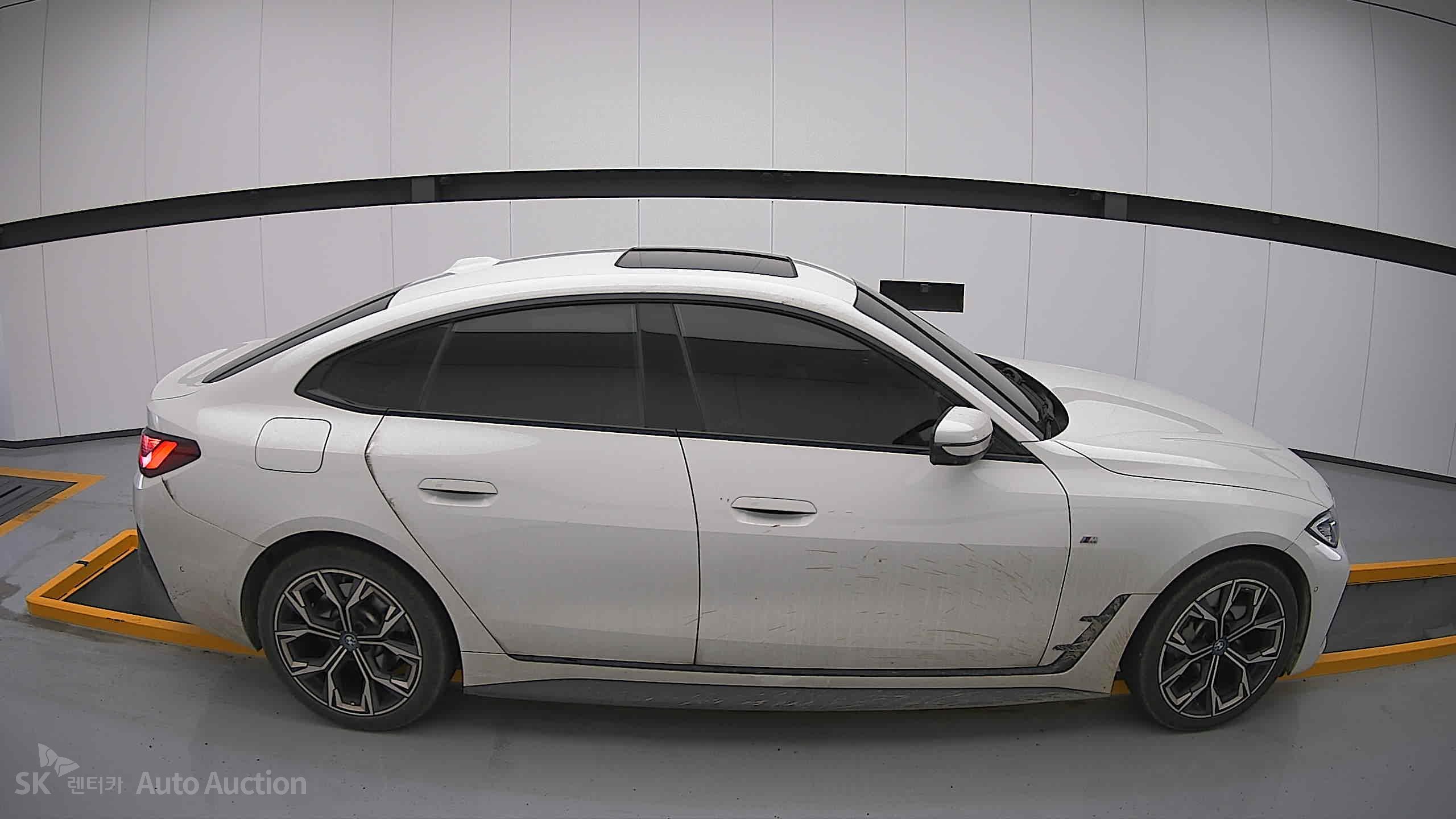 2022 - bmw i4 edrive40