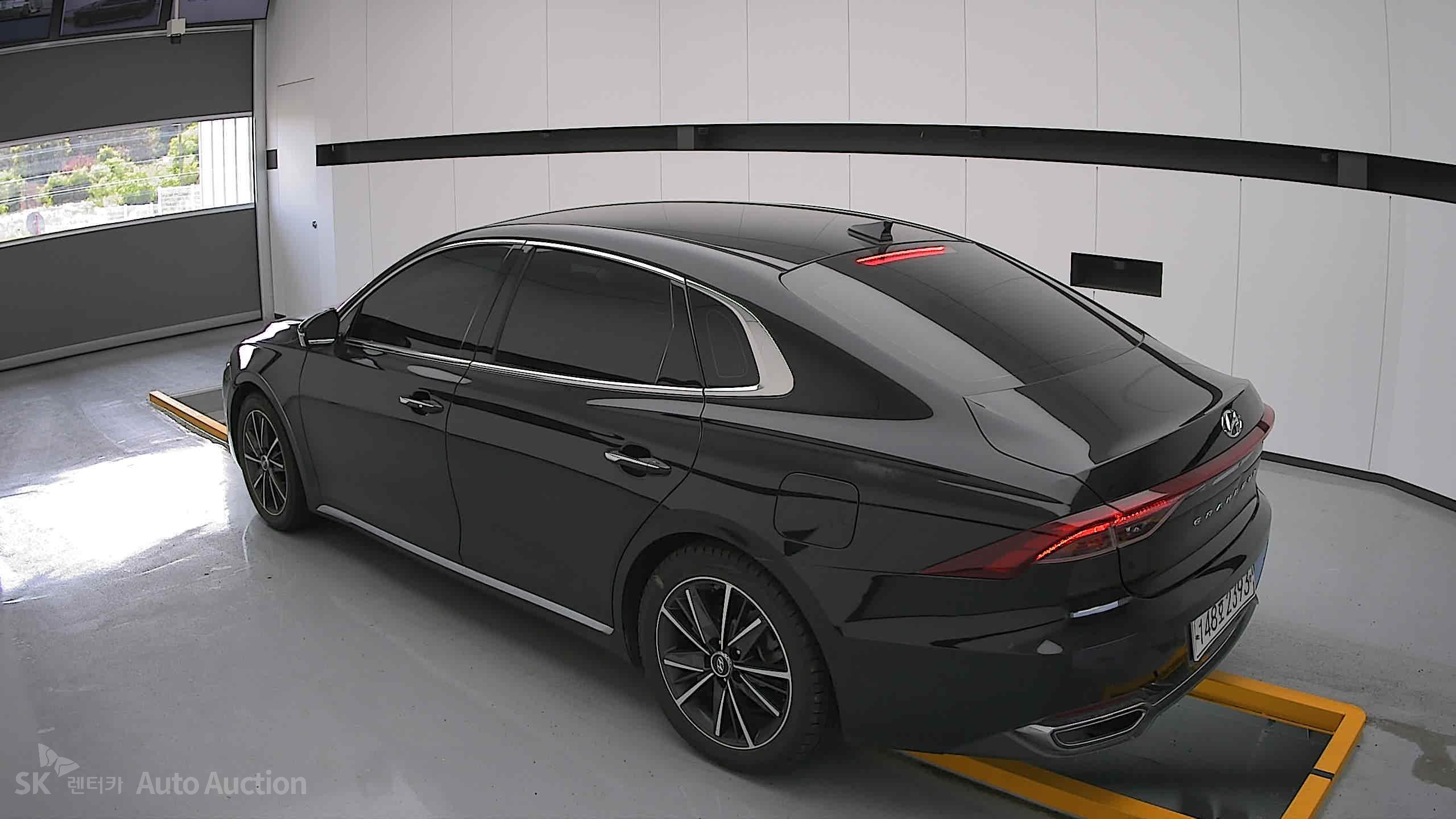 2021 - hyundai grandeur
