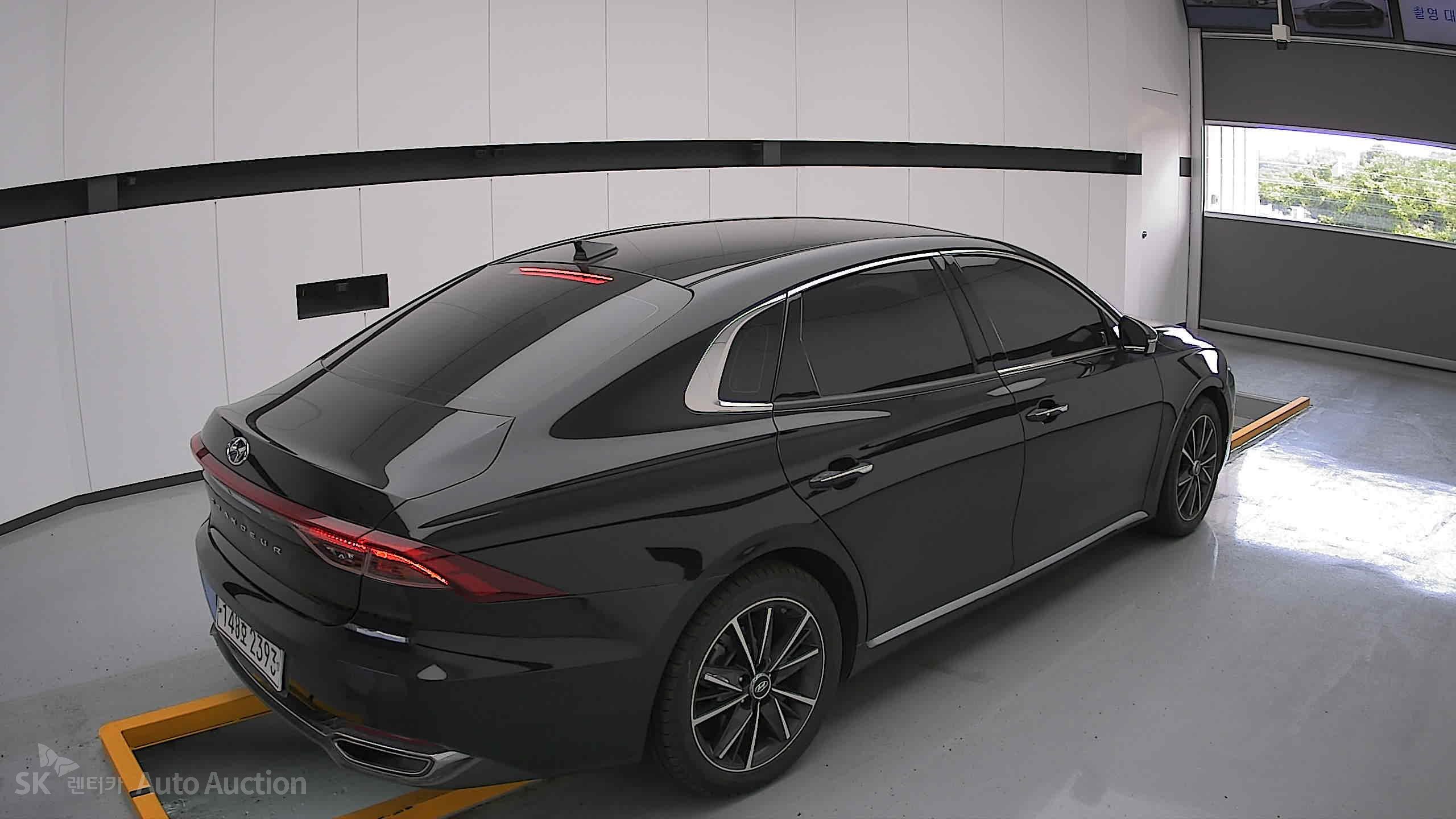 2021 - hyundai grandeur