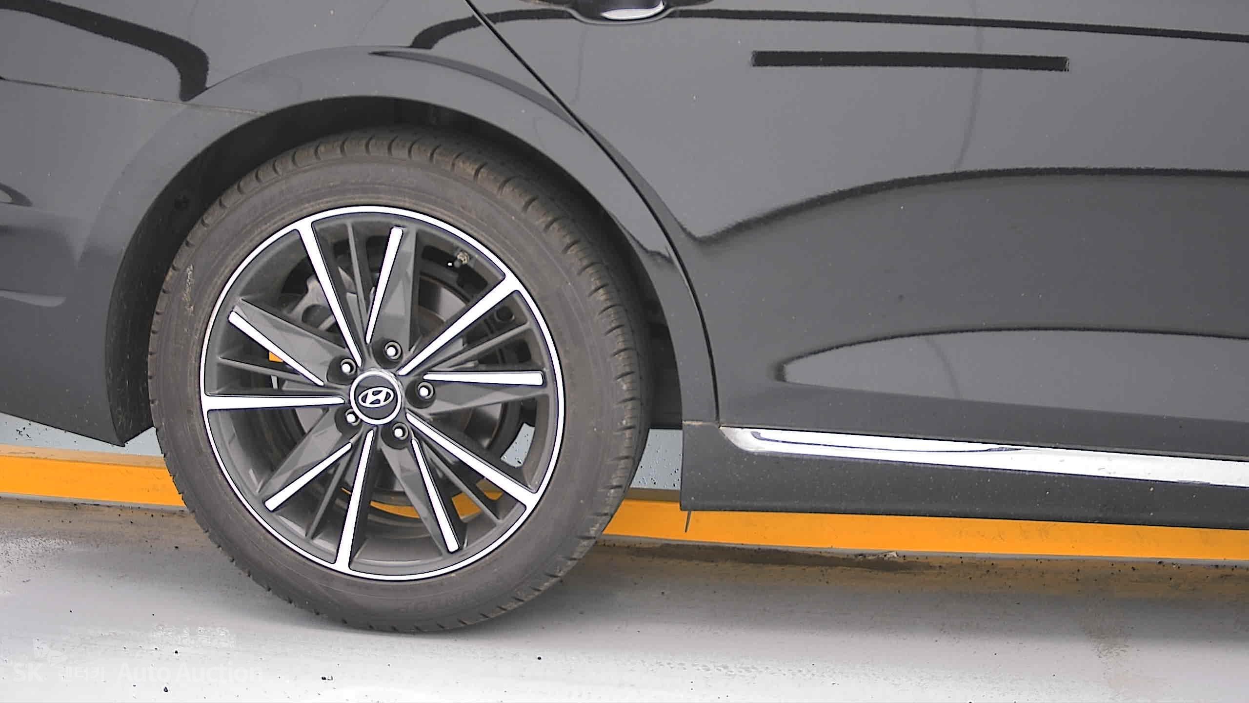 2021 - hyundai grandeur