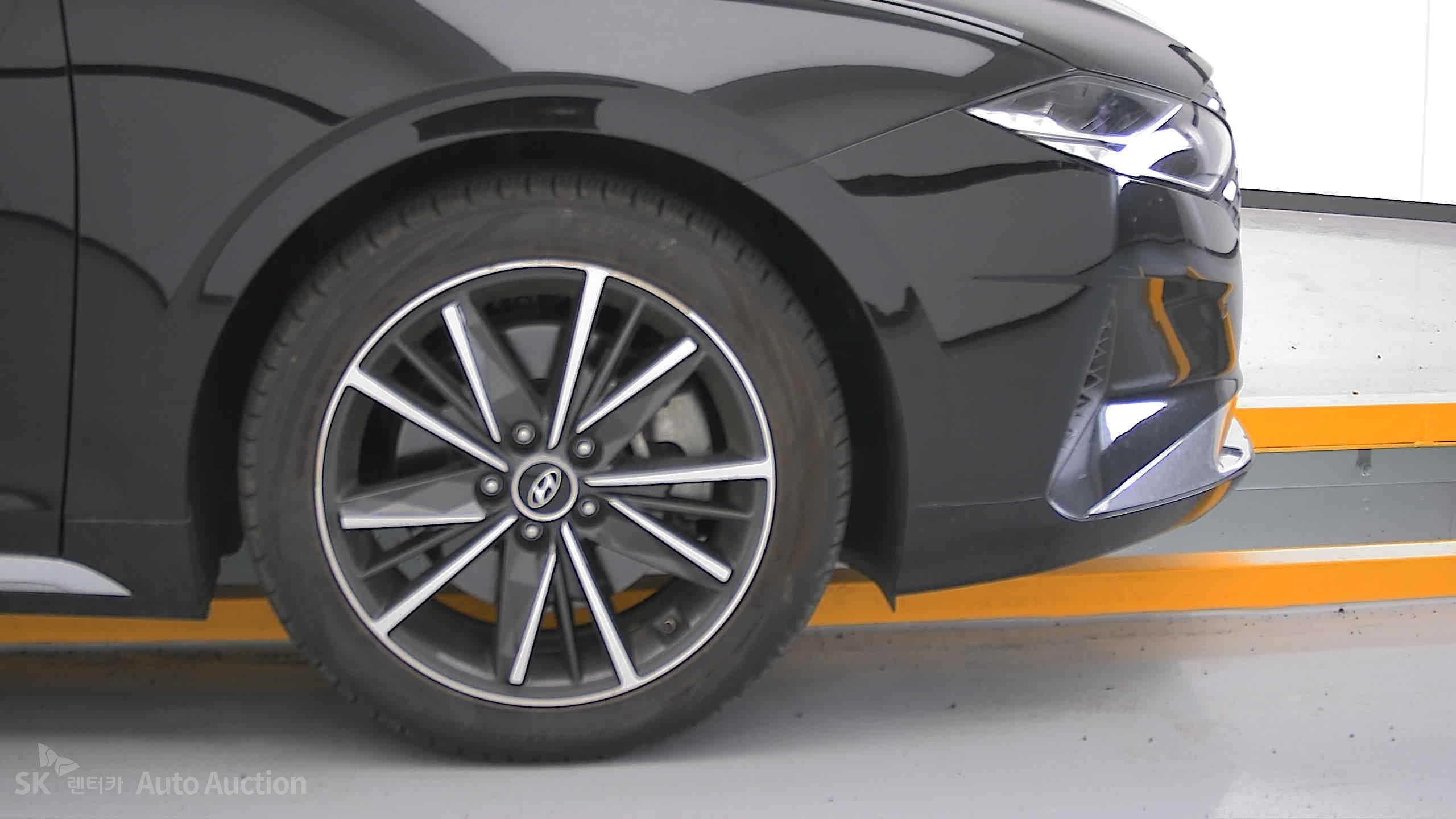 2021 - hyundai grandeur