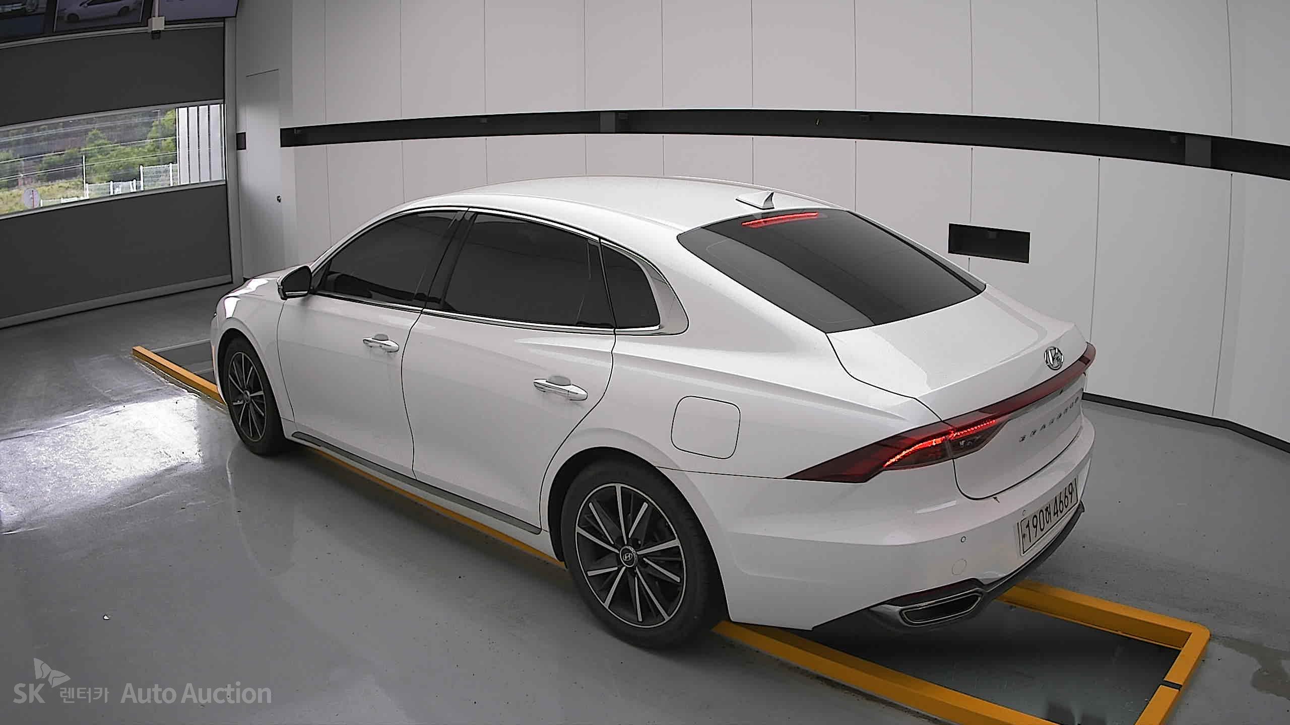 2022 - hyundai grandeur