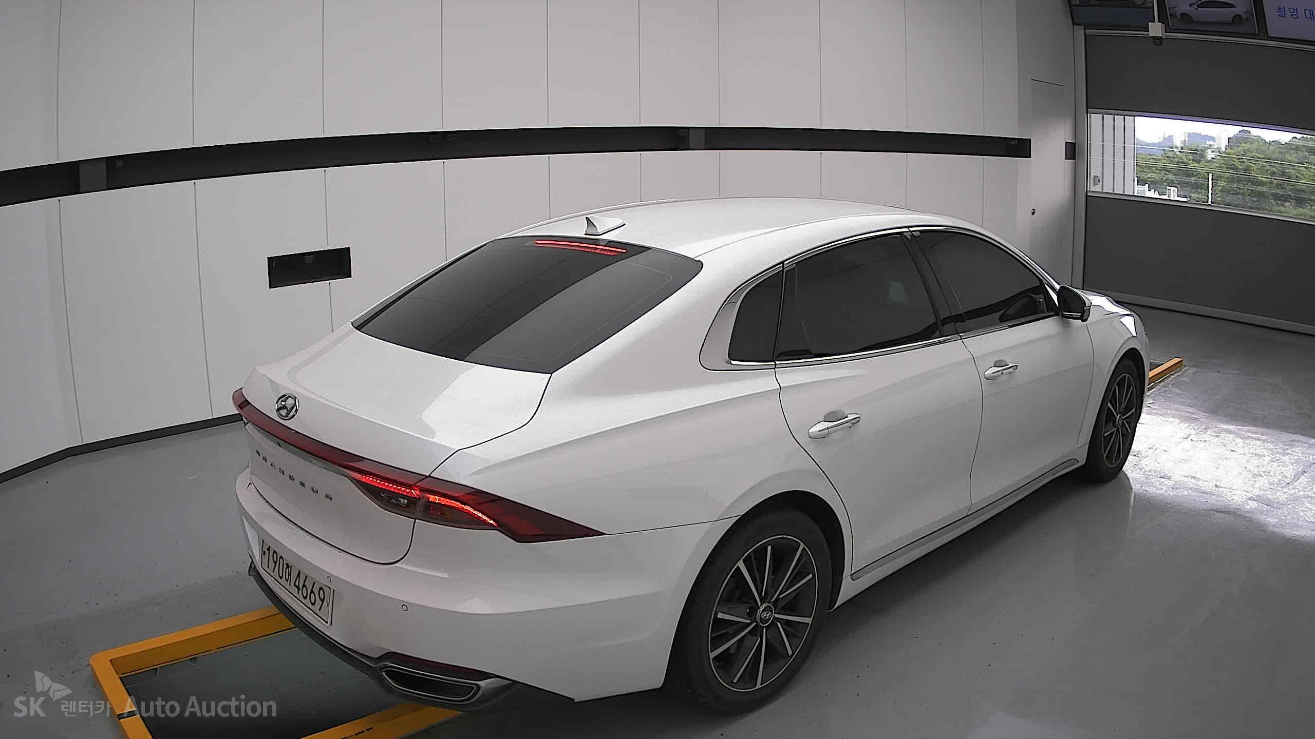 2022 - hyundai grandeur