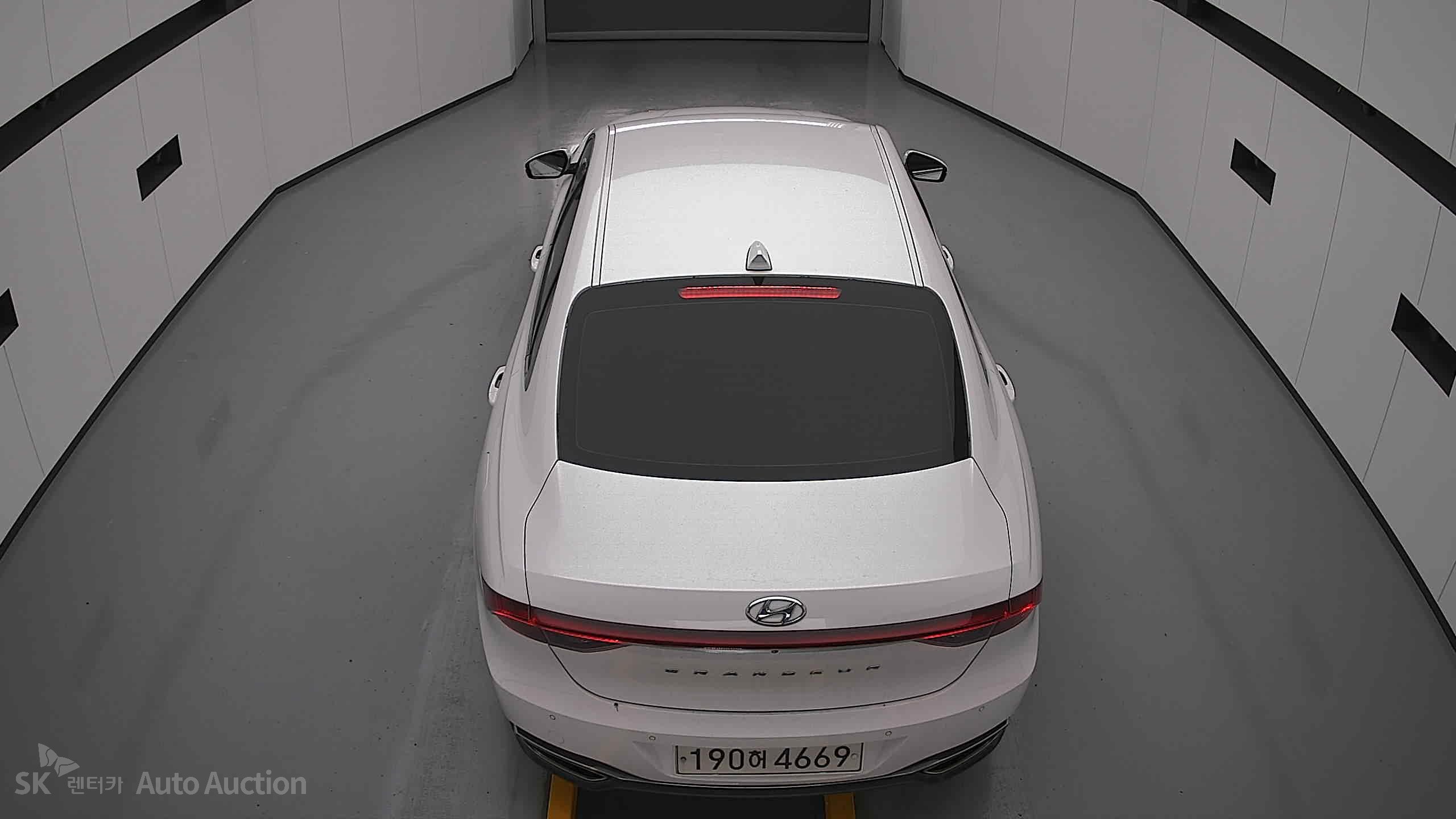 2022 - hyundai grandeur
