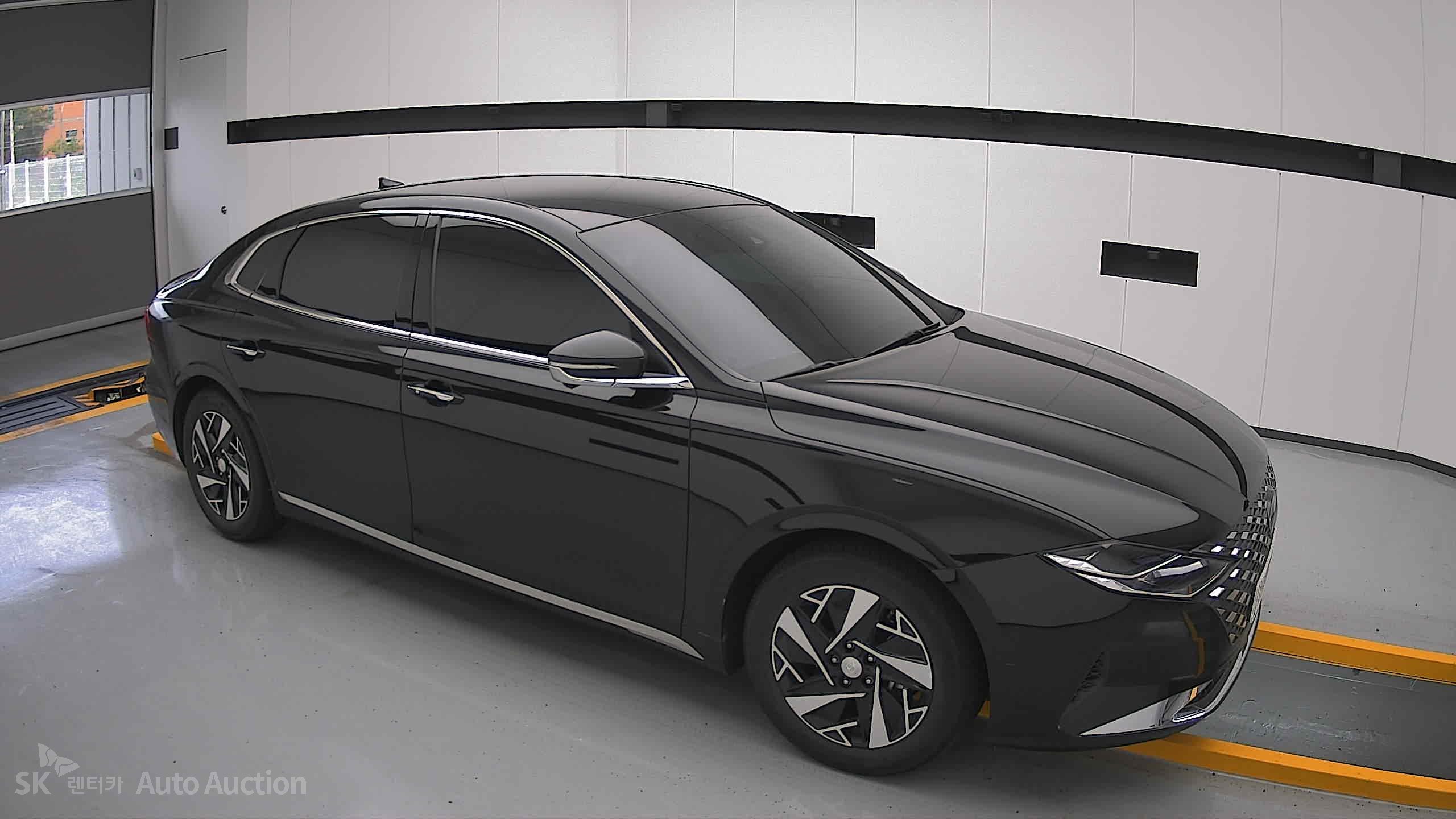 2022 - hyundai grandeur