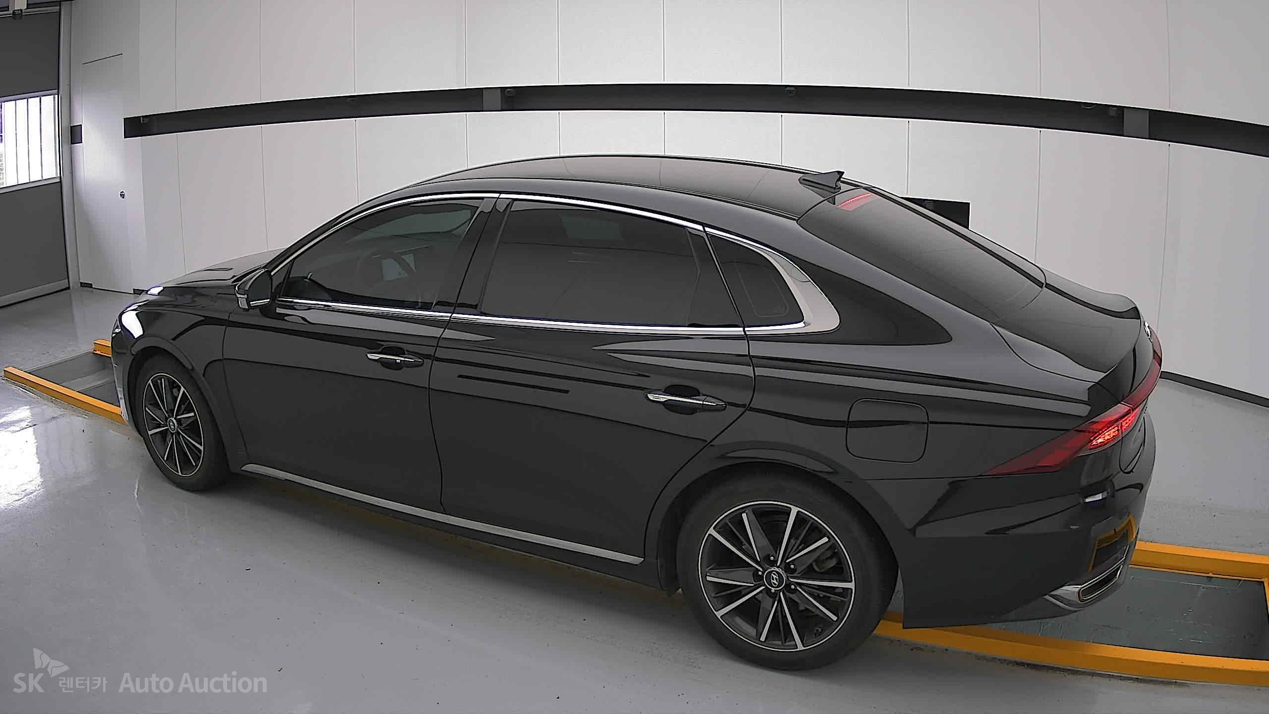 2023 - hyundai grandeur