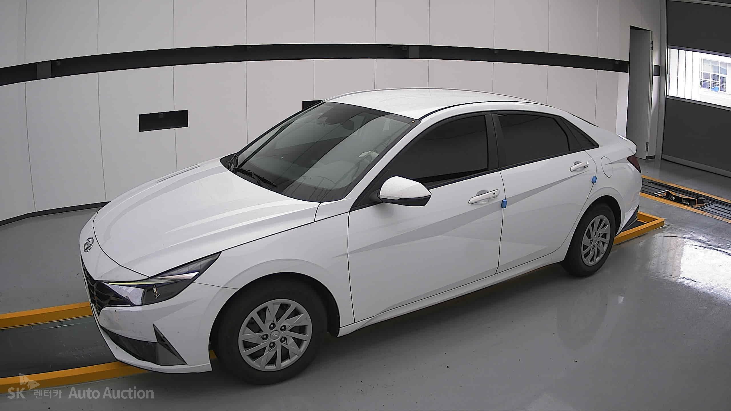 2021 - hyundai avante