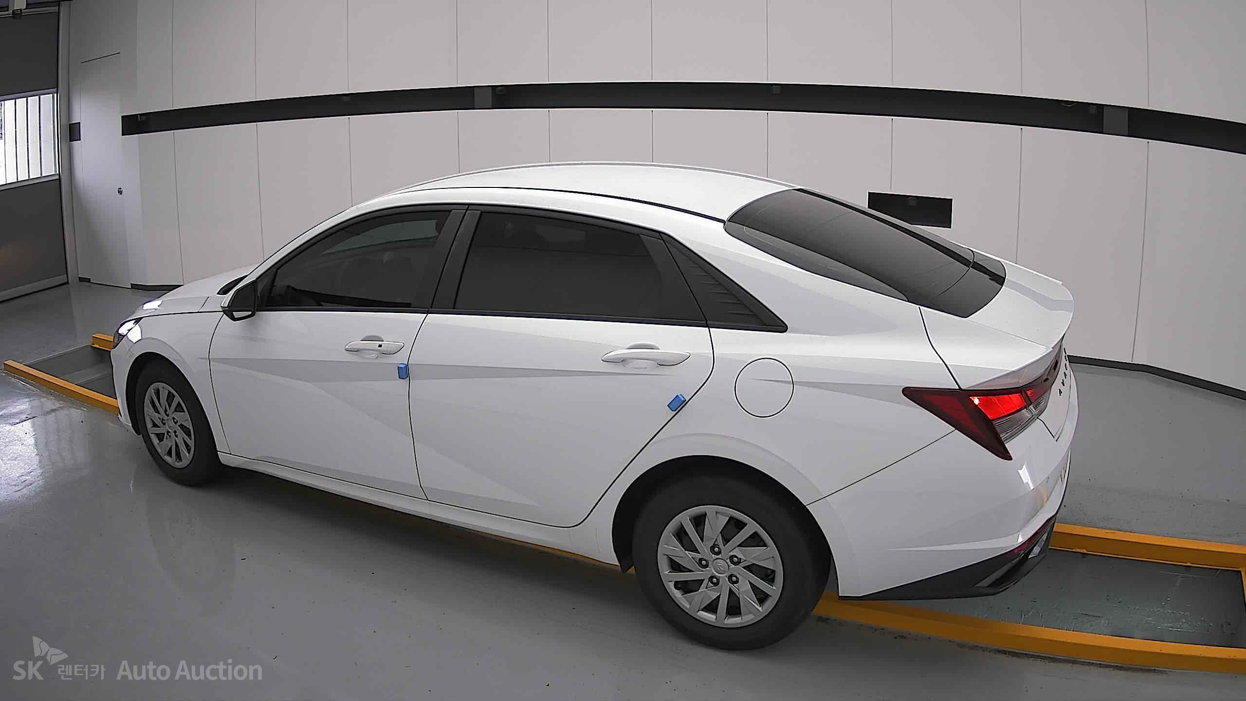 2021 - hyundai avante