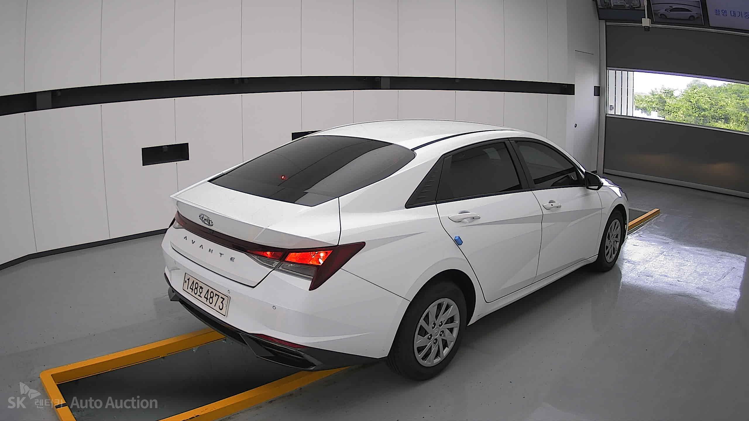 2021 - hyundai avante