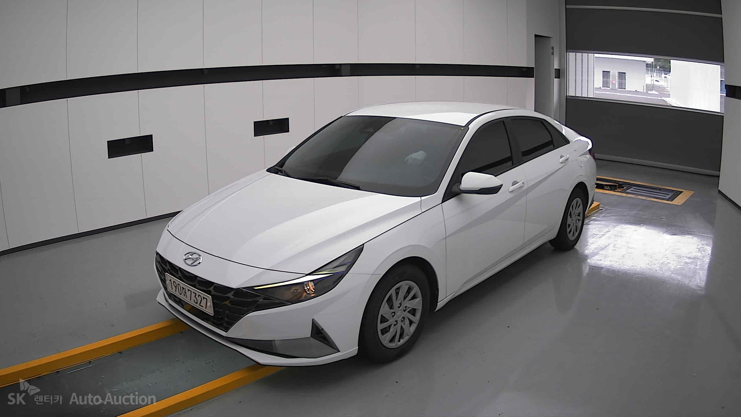 2022 - hyundai avante