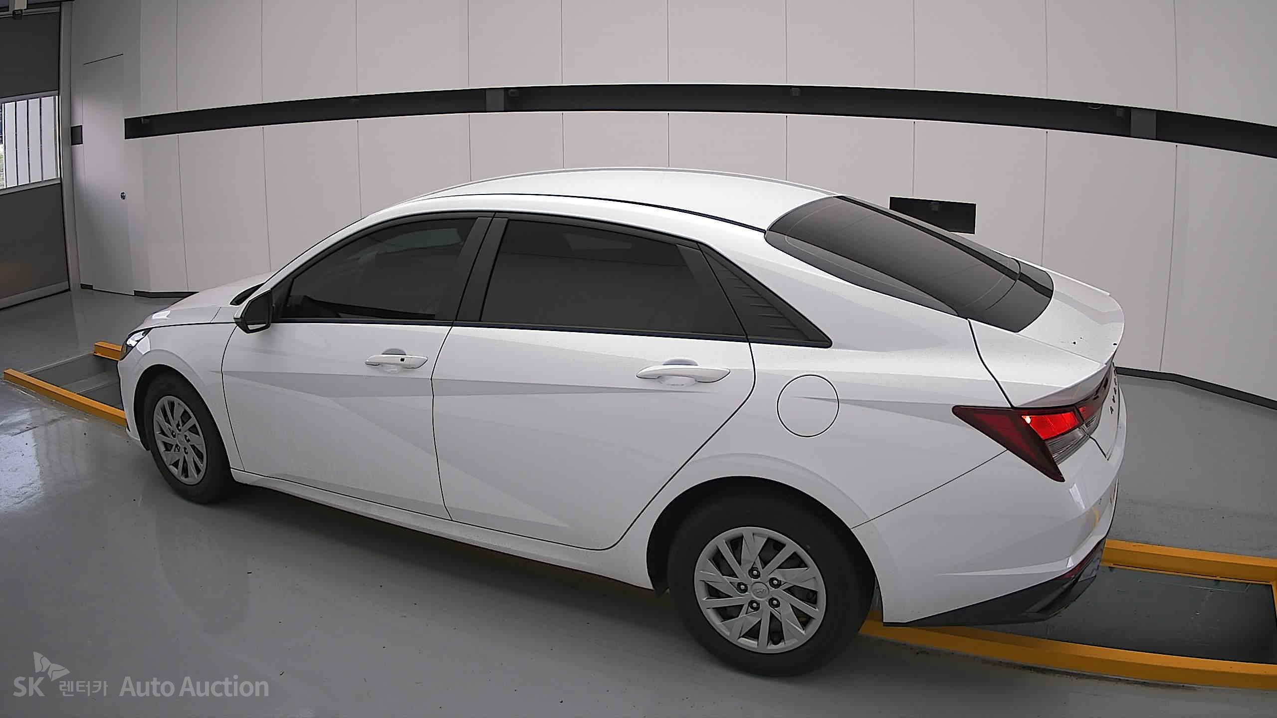2022 - hyundai avante