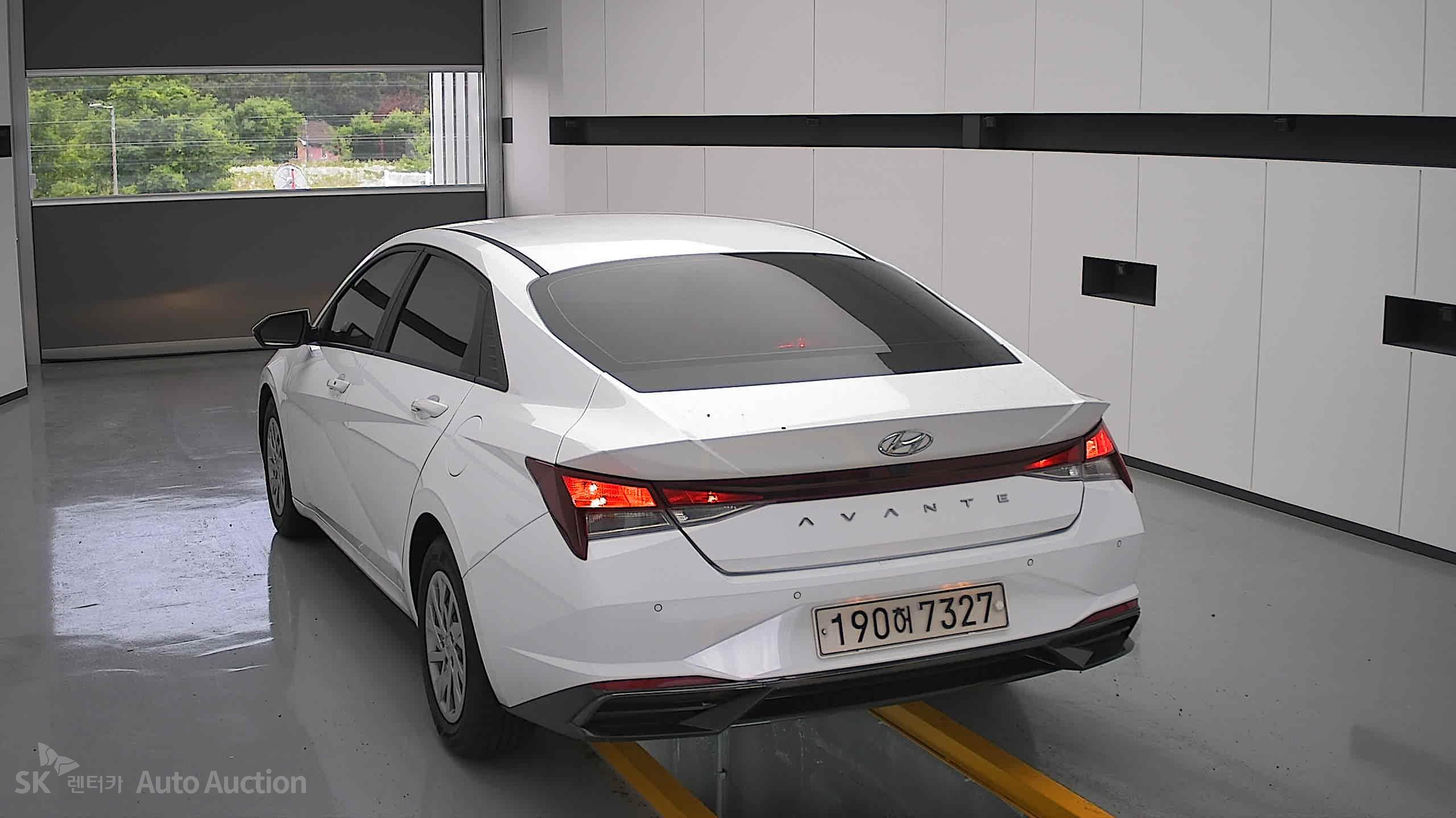 2022 - hyundai avante