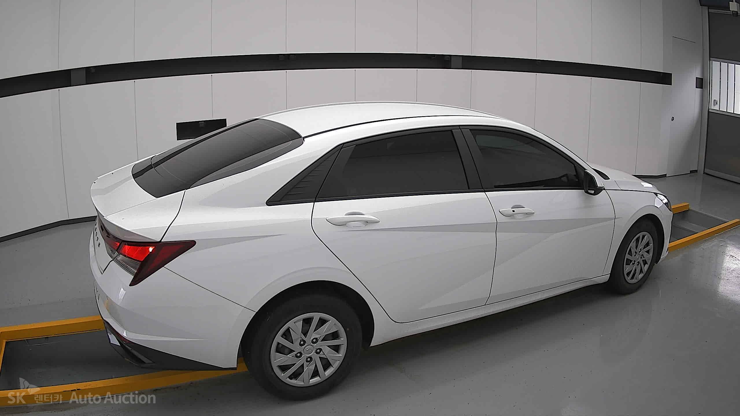 2022 - hyundai avante