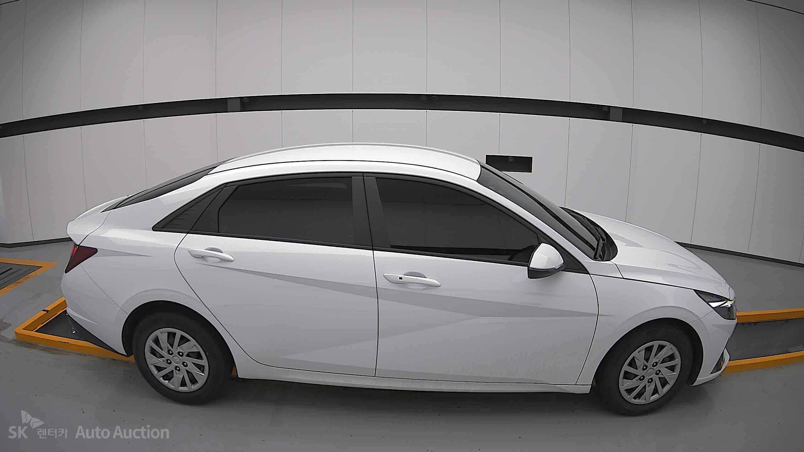 2022 - hyundai avante