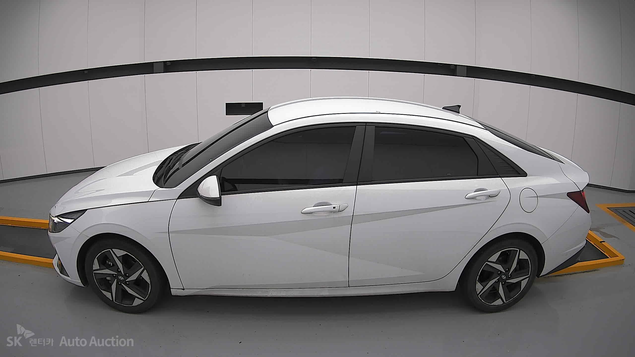 2023 - hyundai avante